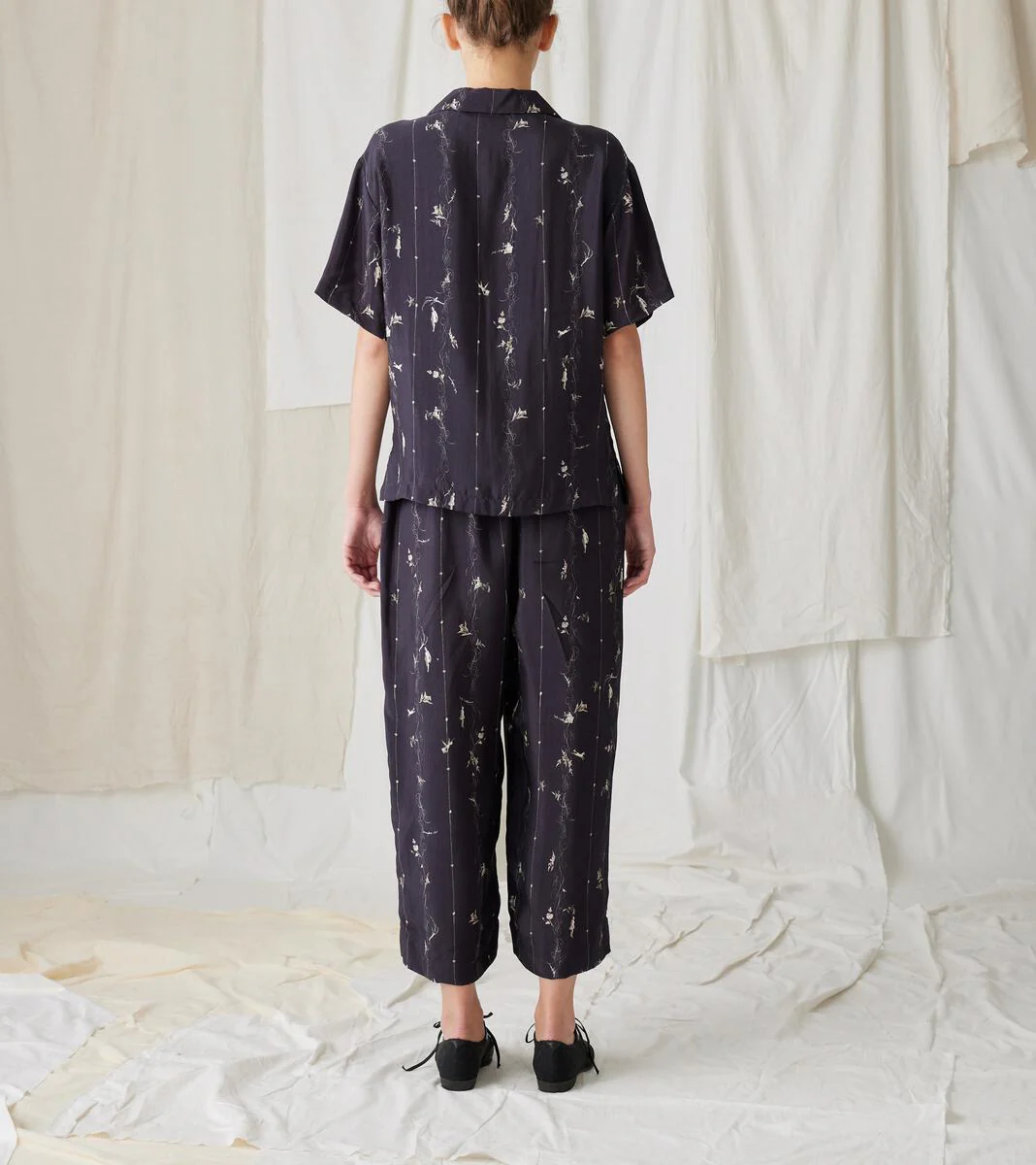 BLACK ALOHA SHIRT - Image 4