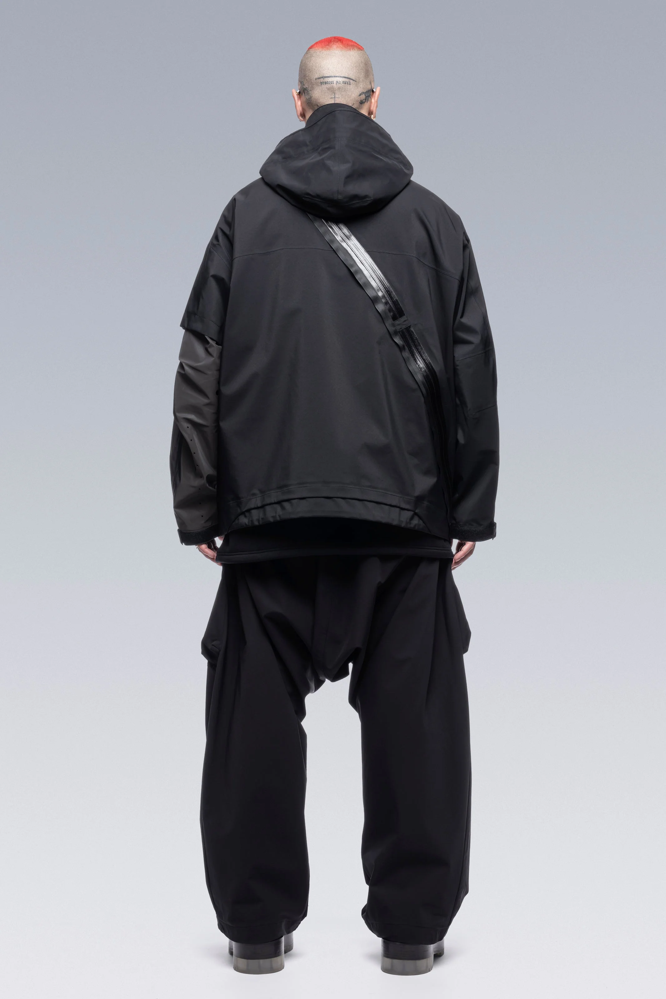 J115-GT 3L Gore-Tex Pro Interops Jacket - Black/Black - Image 5