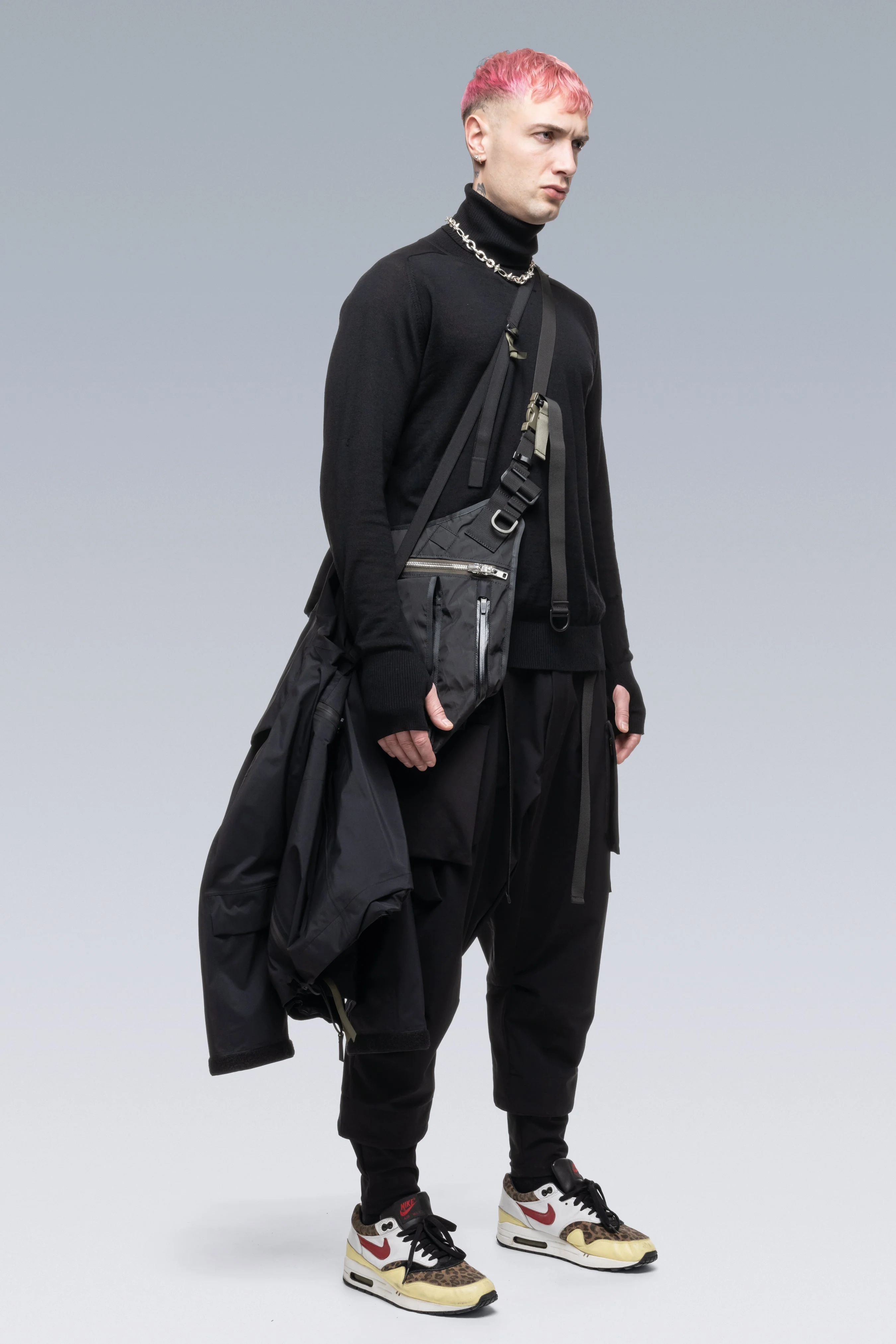J1WTS-GT 3L Gore-Tex Pro Interops Jacket - Black - Image 10