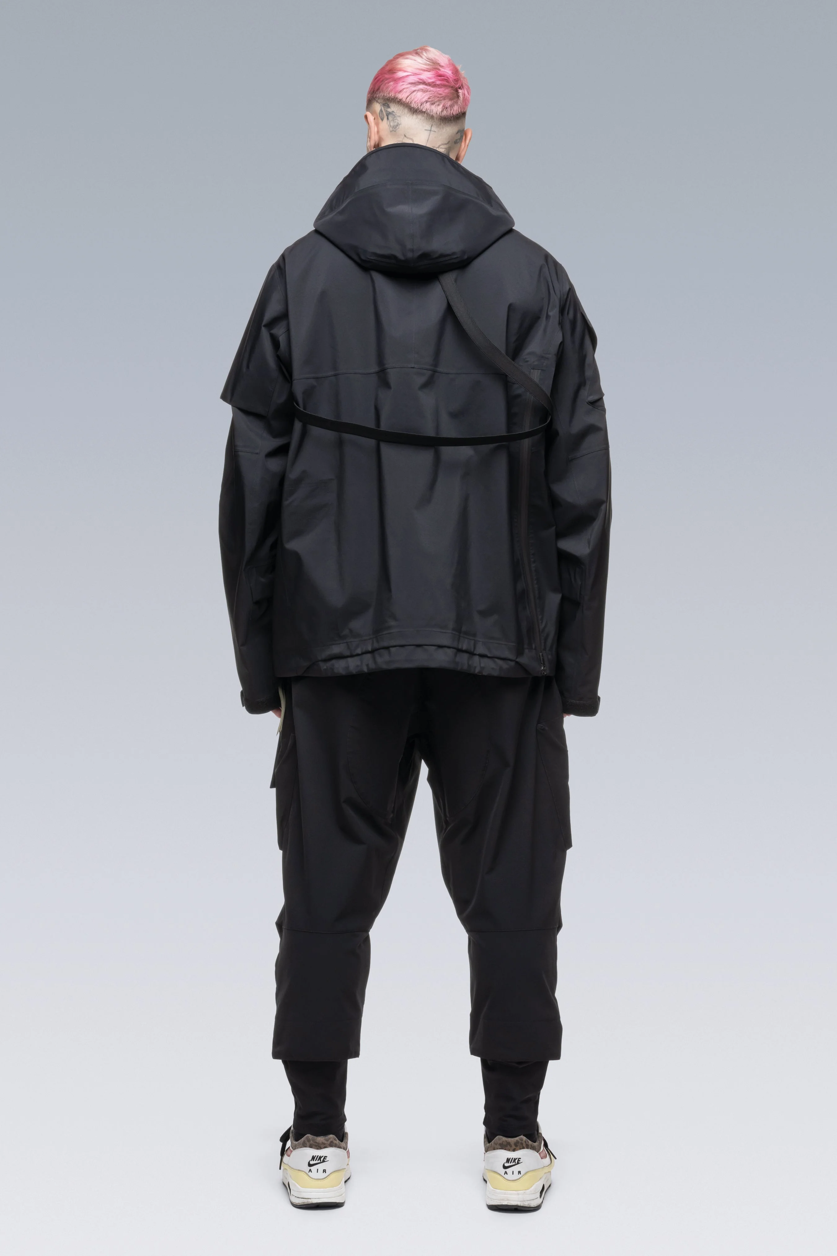J1WTS-GT 3L Gore-Tex Pro Interops Jacket - Black - Image 3