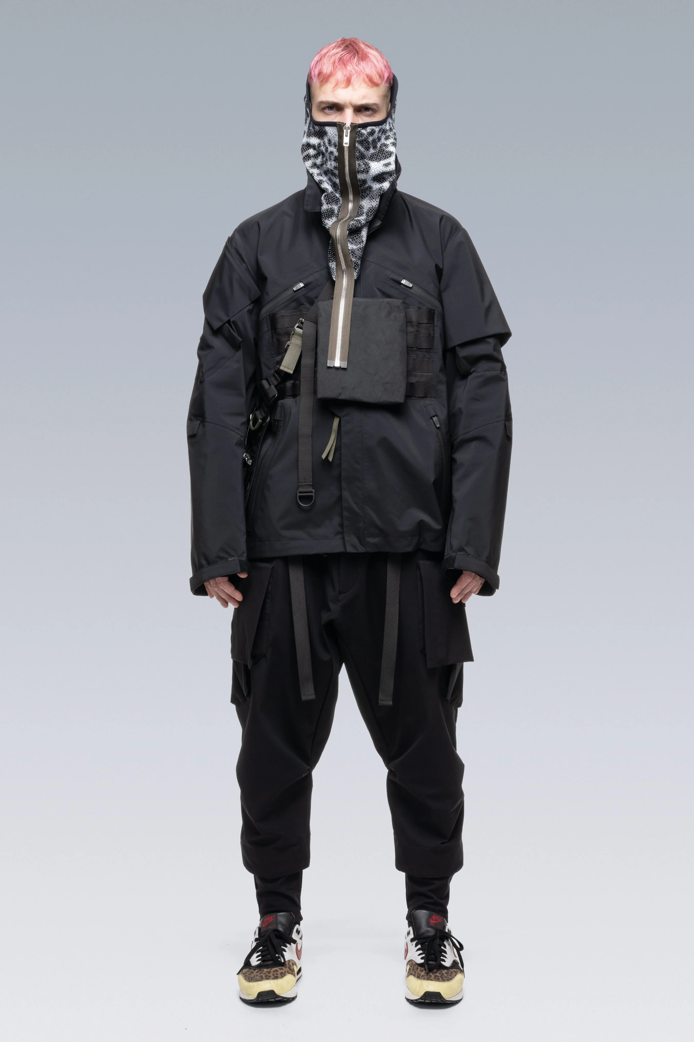 J1WTS-GT 3L Gore-Tex Pro Interops Jacket - Black - Image 9