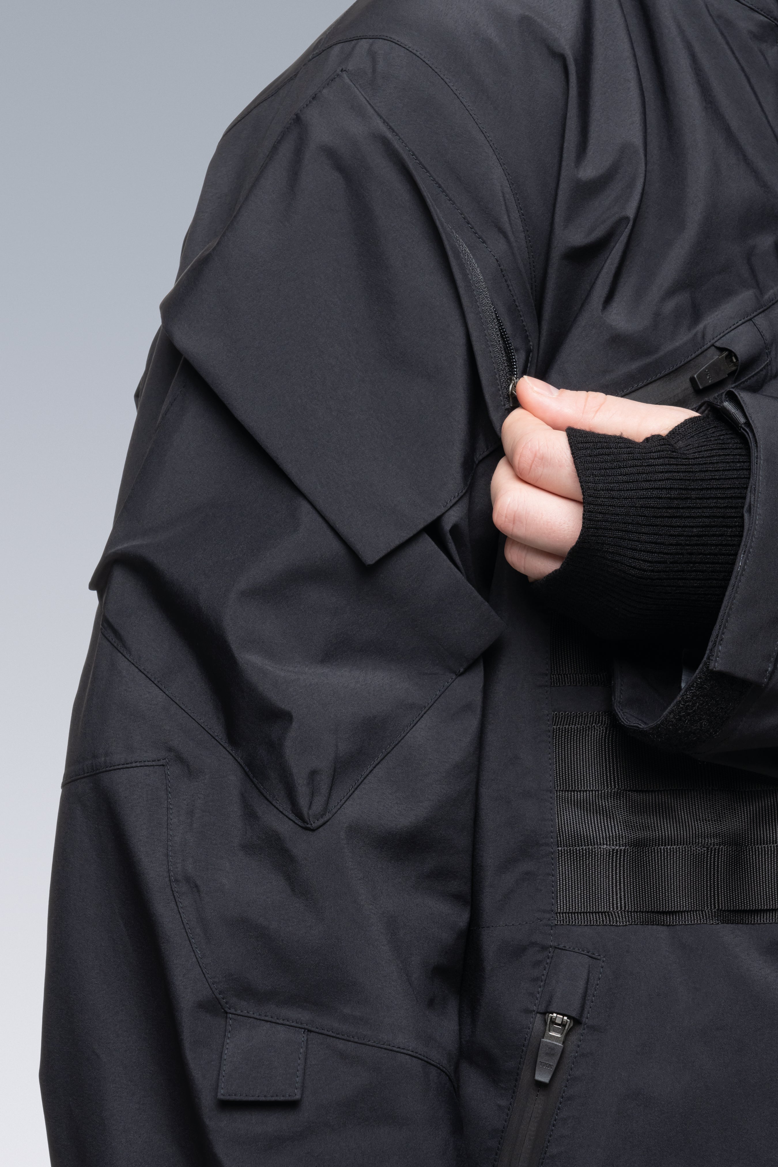 J1WTS-GT 3L Gore-Tex Pro Interops Jacket - RAF Green - Image 26