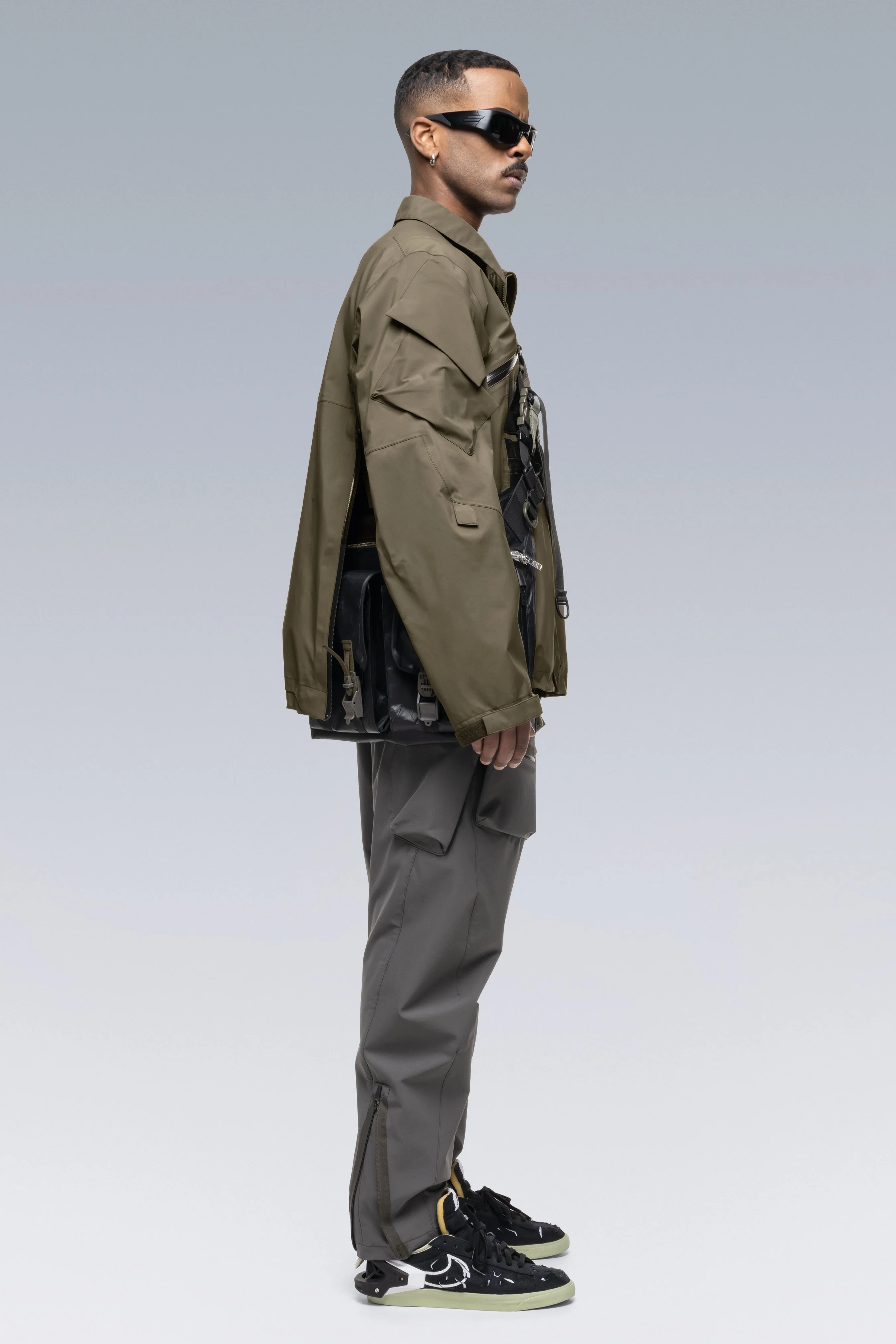J1WTS-GT 3L Gore-Tex Pro Interops Jacket - RAF Green - Image 3