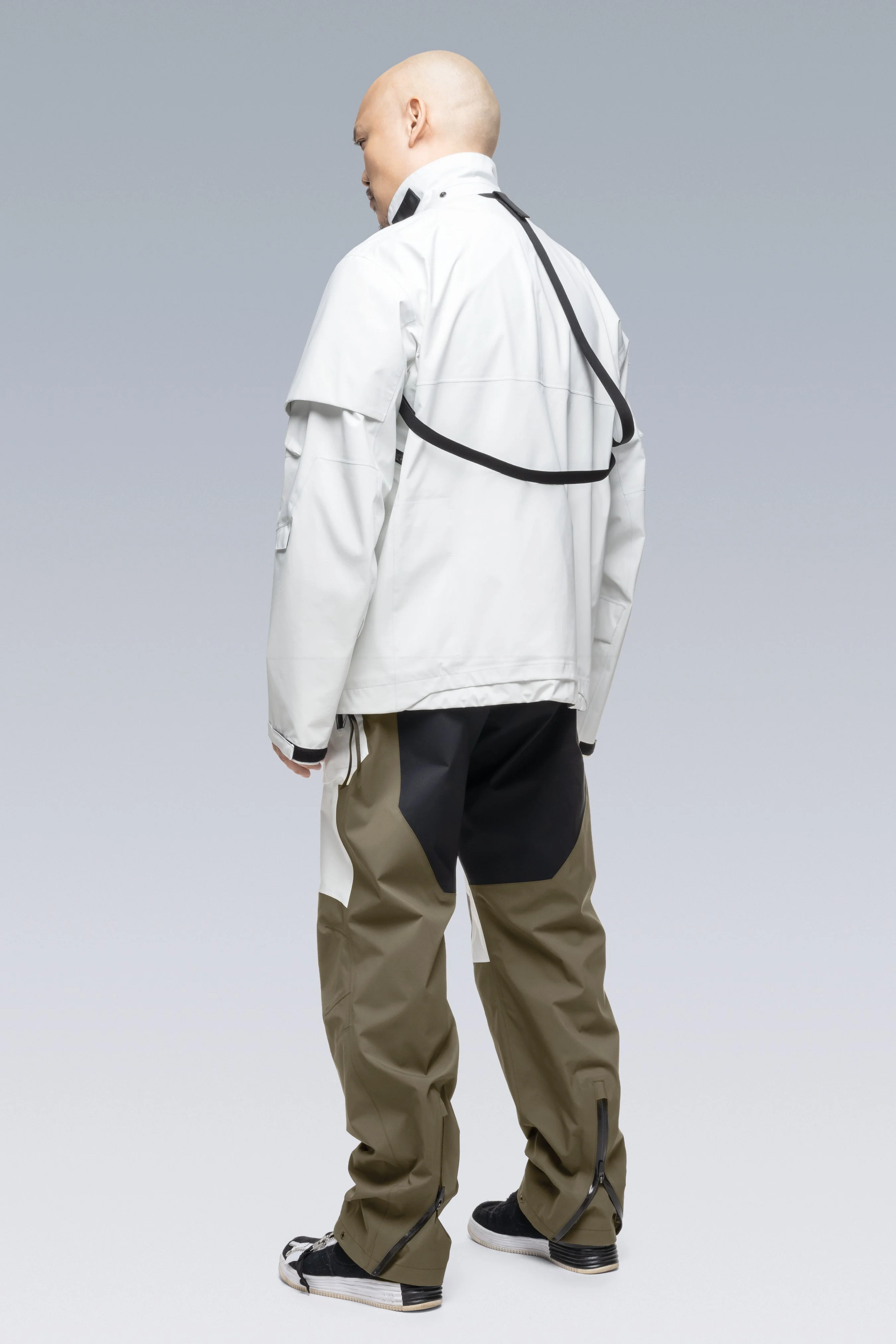 J1WTS-GT 3L Gore-Tex Pro Interops Jacket - White - Image 5