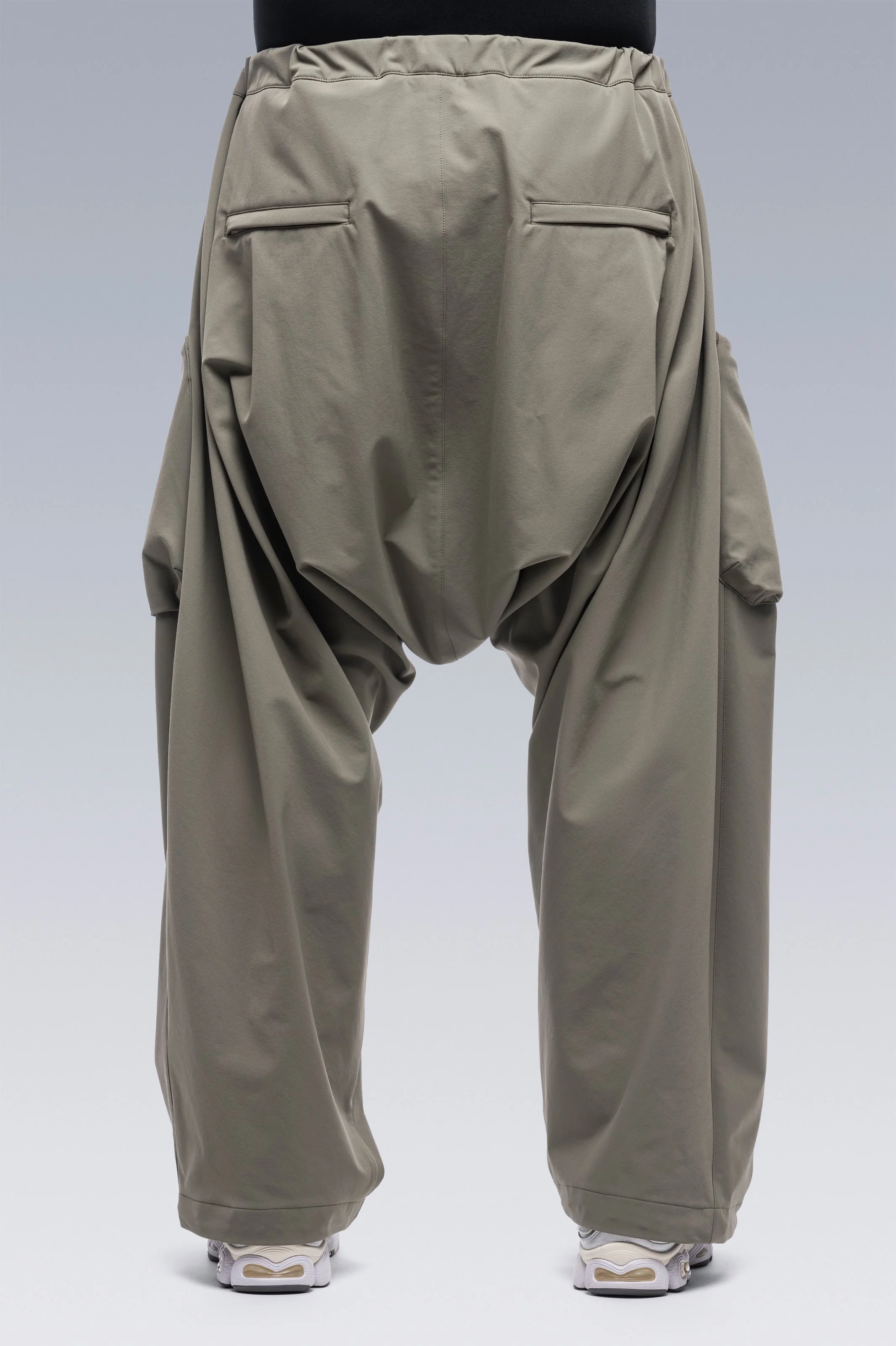 P30AL-DS schoeller® Dryskin™ Articulated Pant - Alpha Green - Image 4