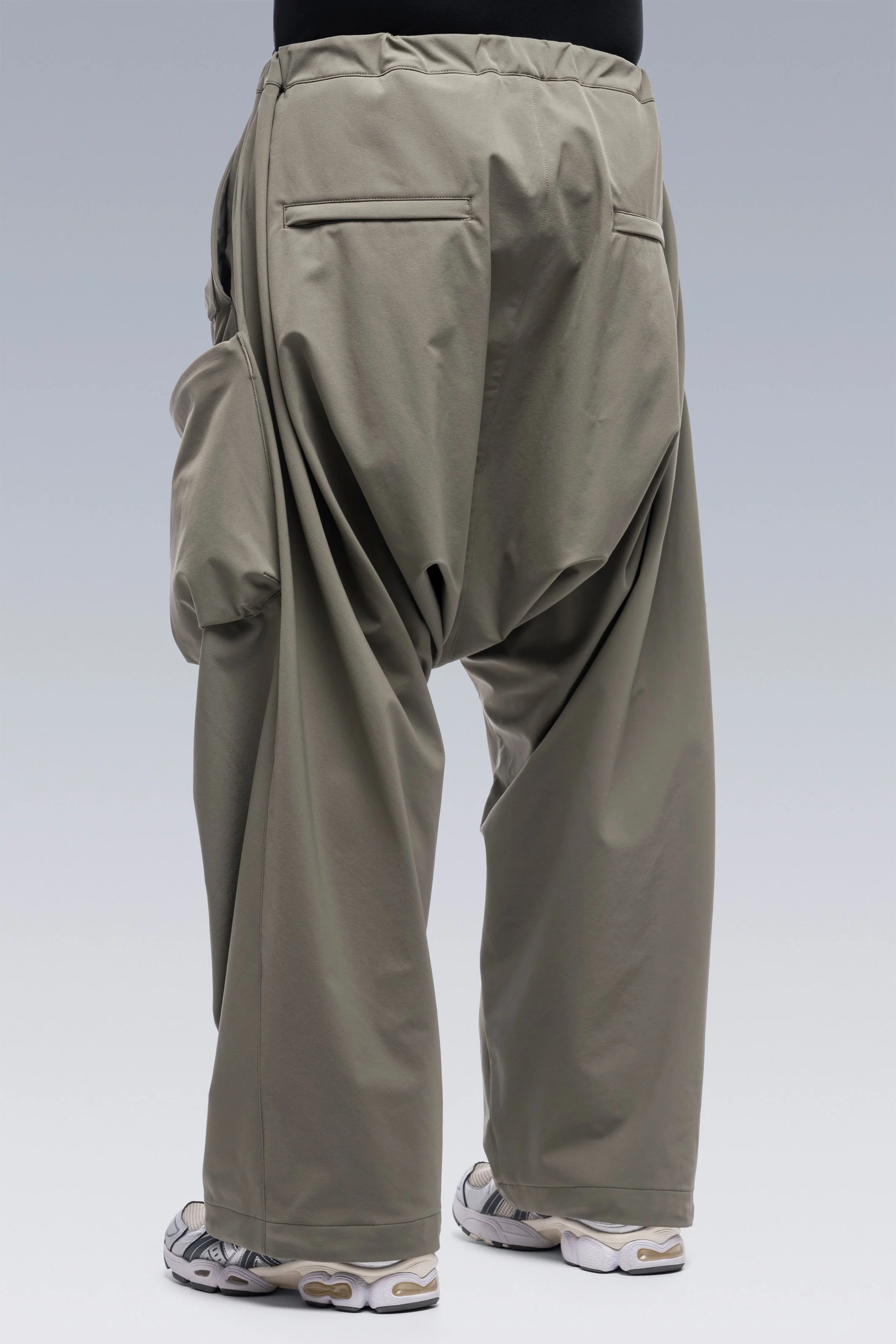 P30AL-DS schoeller® Dryskin™ Articulated Pant - Alpha Green - Image 5