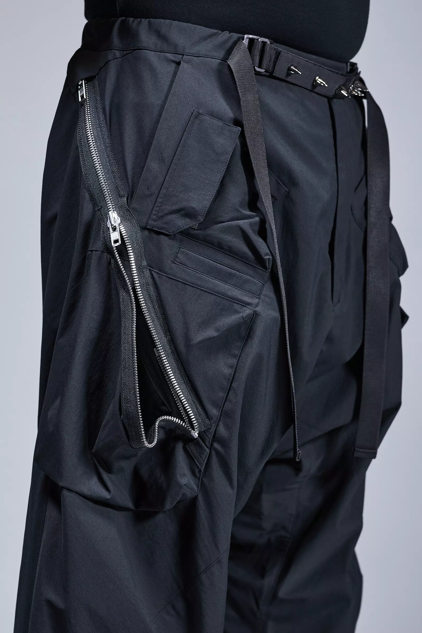 P30AL-E Encapsulated Nylon Ultrawide Drawcord Cargo Trouser - Grey - Image 21