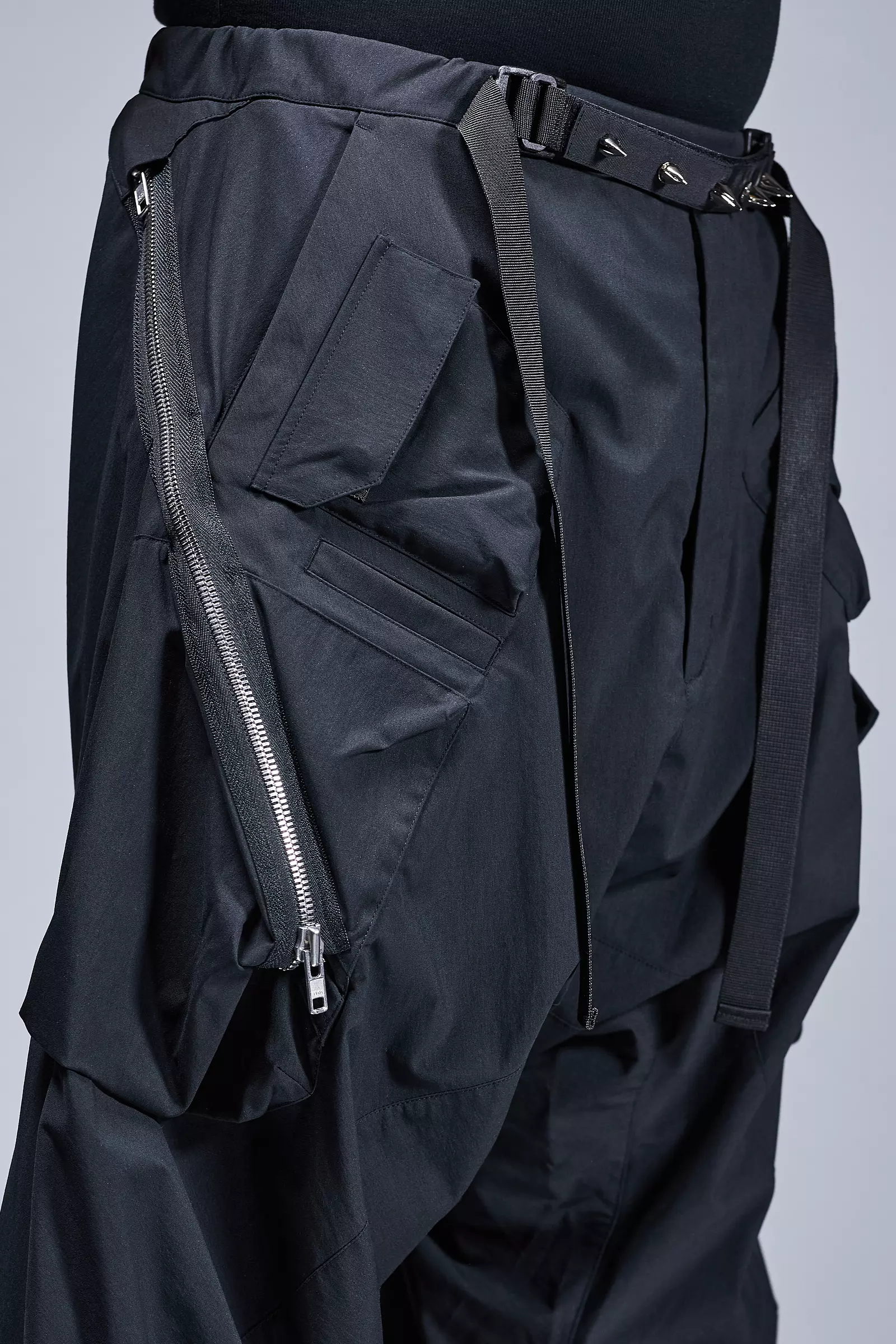 P30AL-E Encapsulated Nylon Ultrawide Drawcord Cargo Trouser - Grey - Image 24