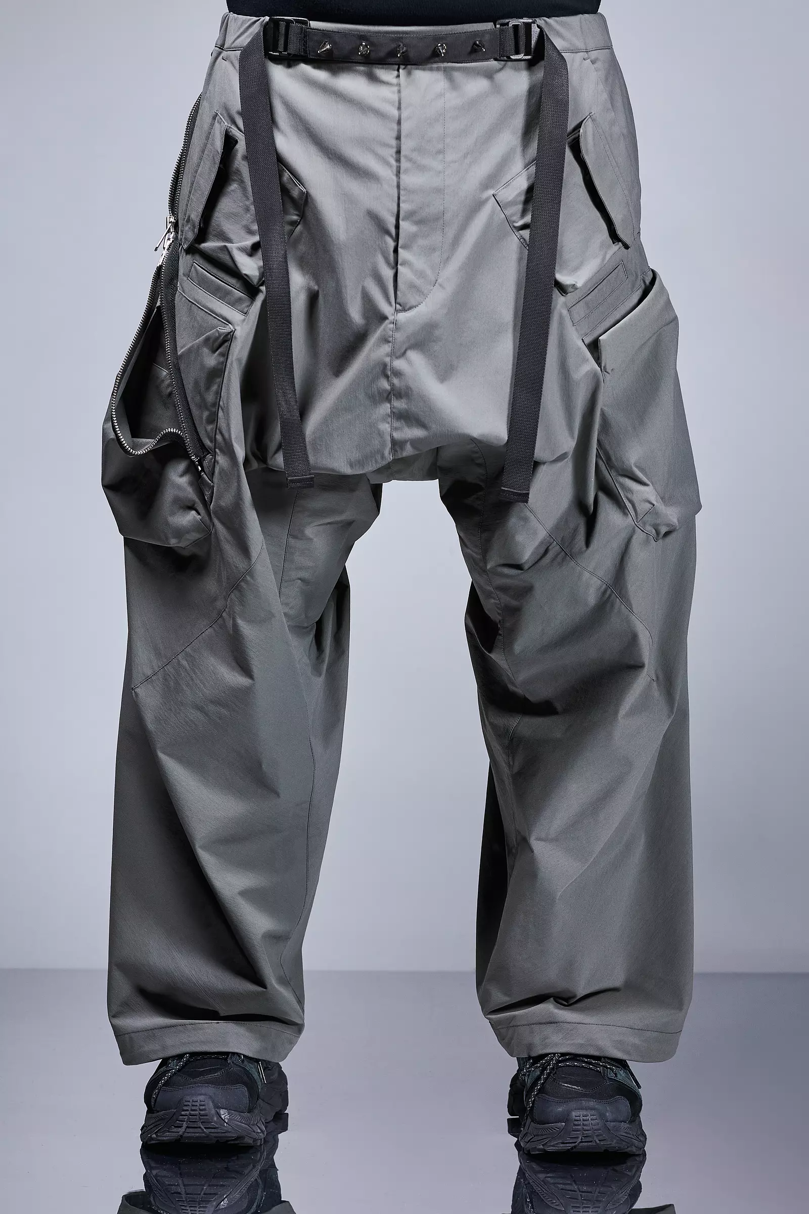 P30AL-E Encapsulated Nylon Ultrawide Drawcord Cargo Trouser - Grey - Image 6