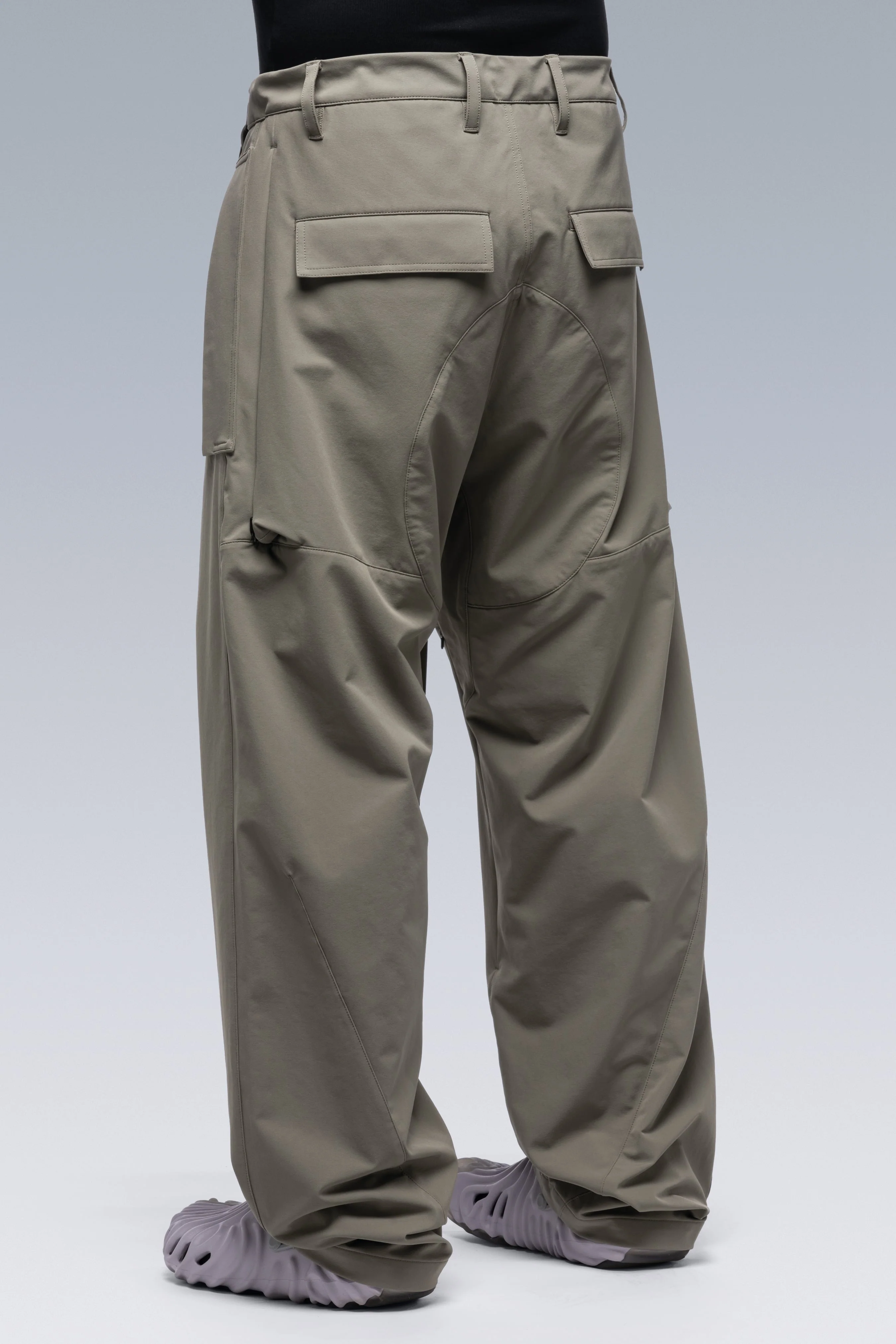 P46-DS schoeller® Dryskin™ Vent Pant - Alpha Green - Image 4