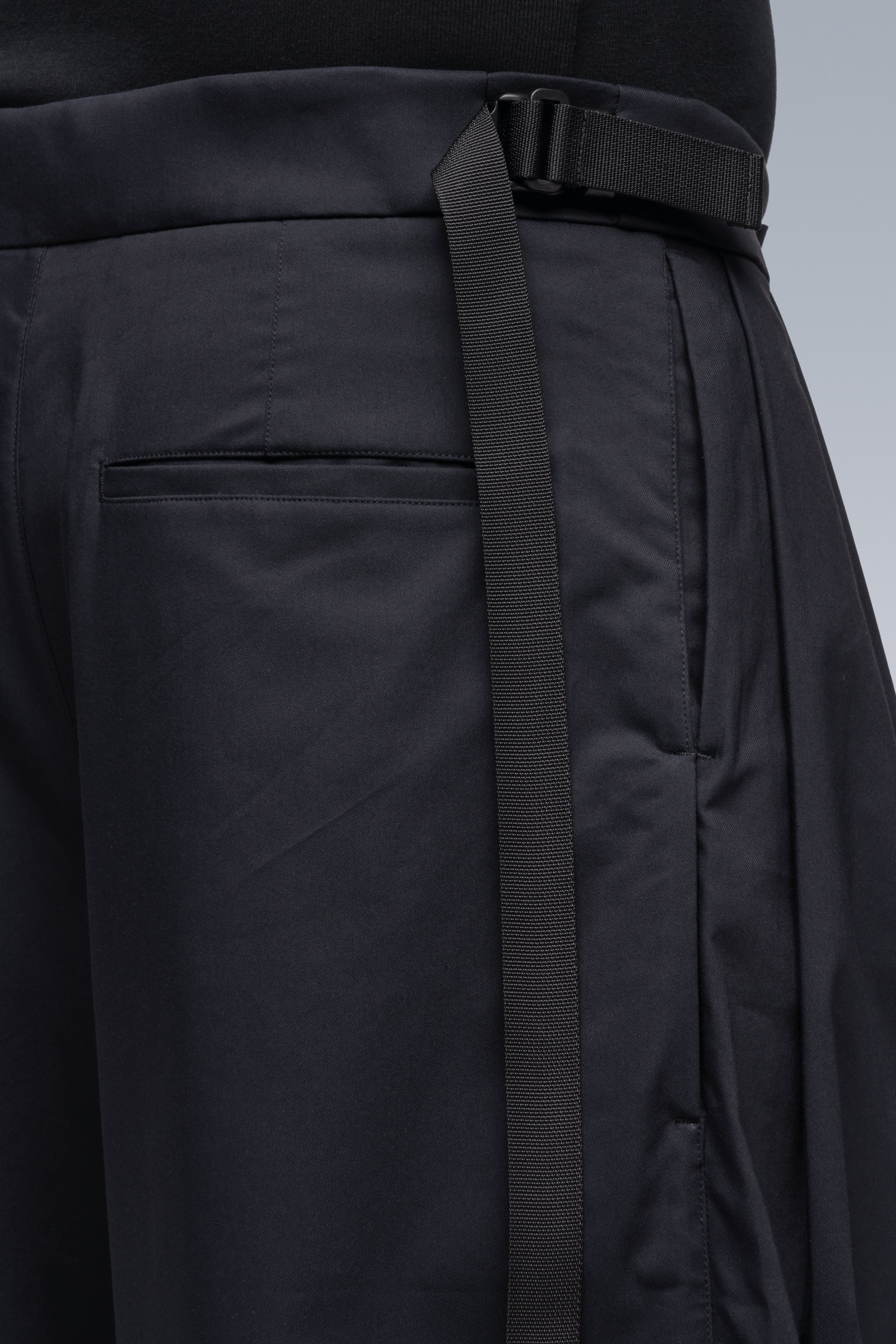 P48-CH Micro Twill Pleated Trouser - Schwarzgrün - Image 12