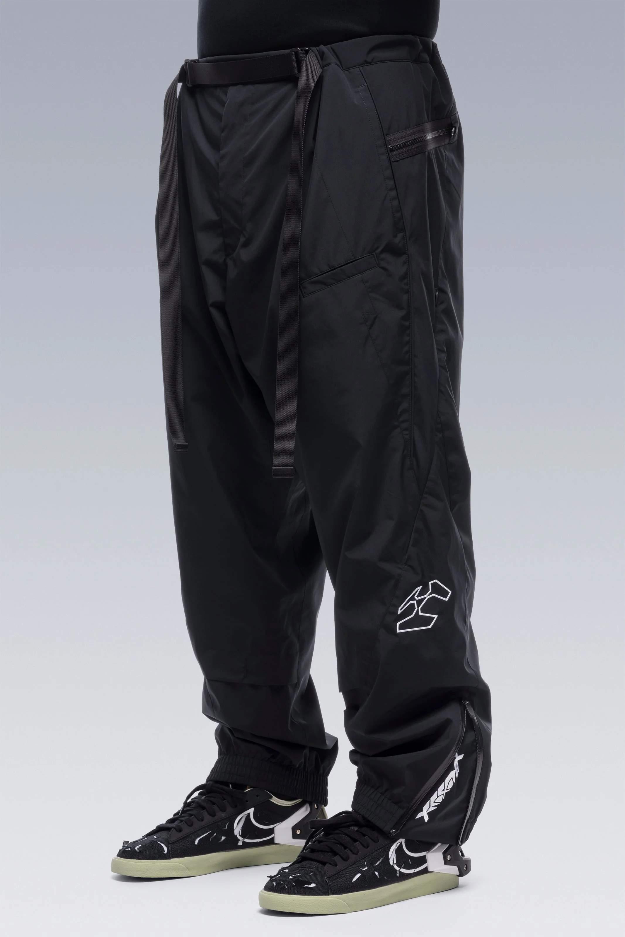 P53-WS 2L Gore-Tex® Windstopper® Insulated Vent Pants - Black - Image 8