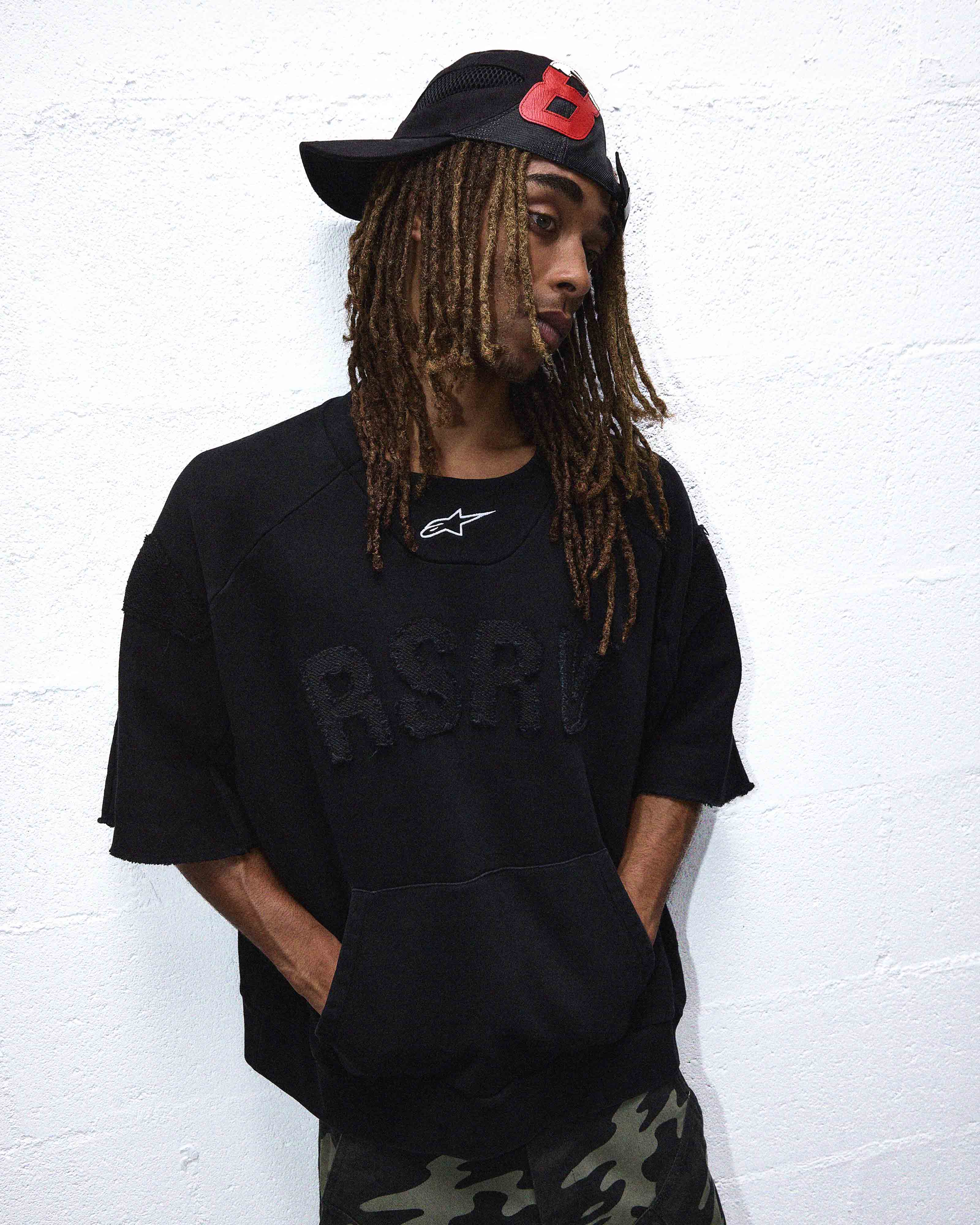 CHILL OUT FLEECE BLACK - Image 3