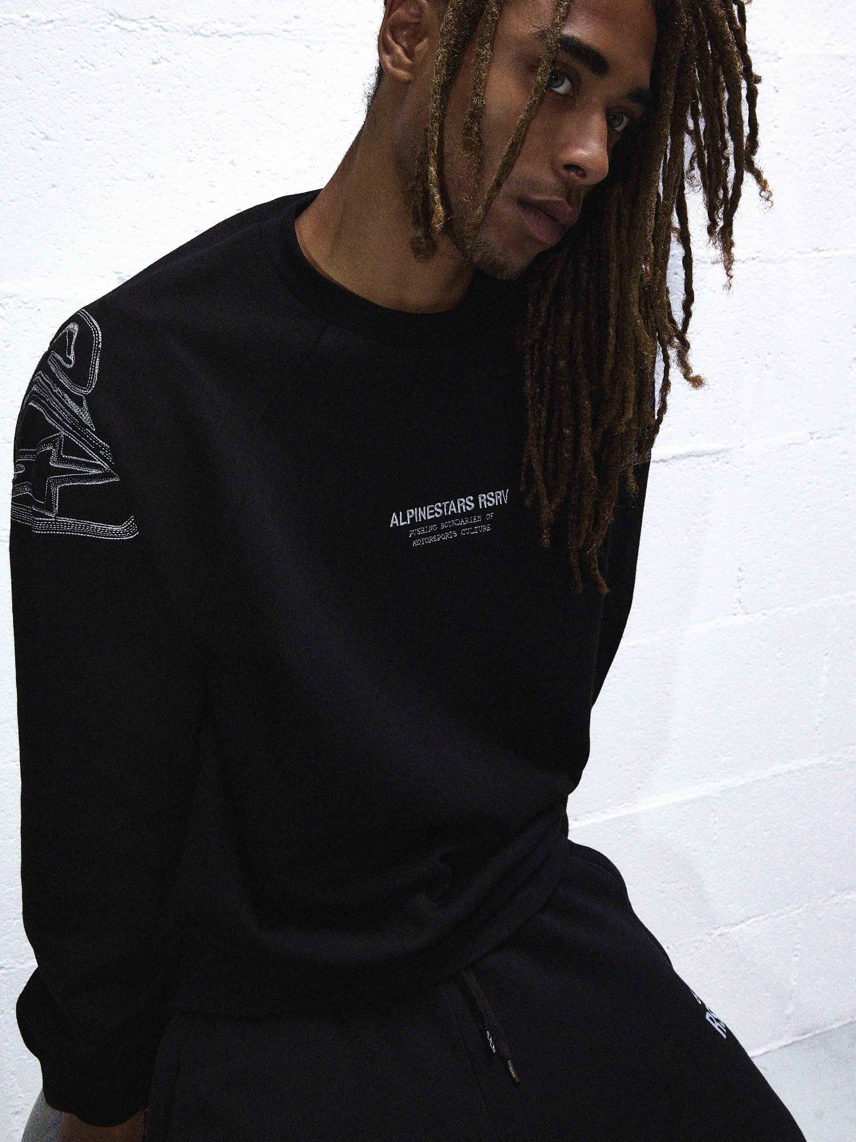 SHOULDER CUP CREWNECK BLACK - Image 3