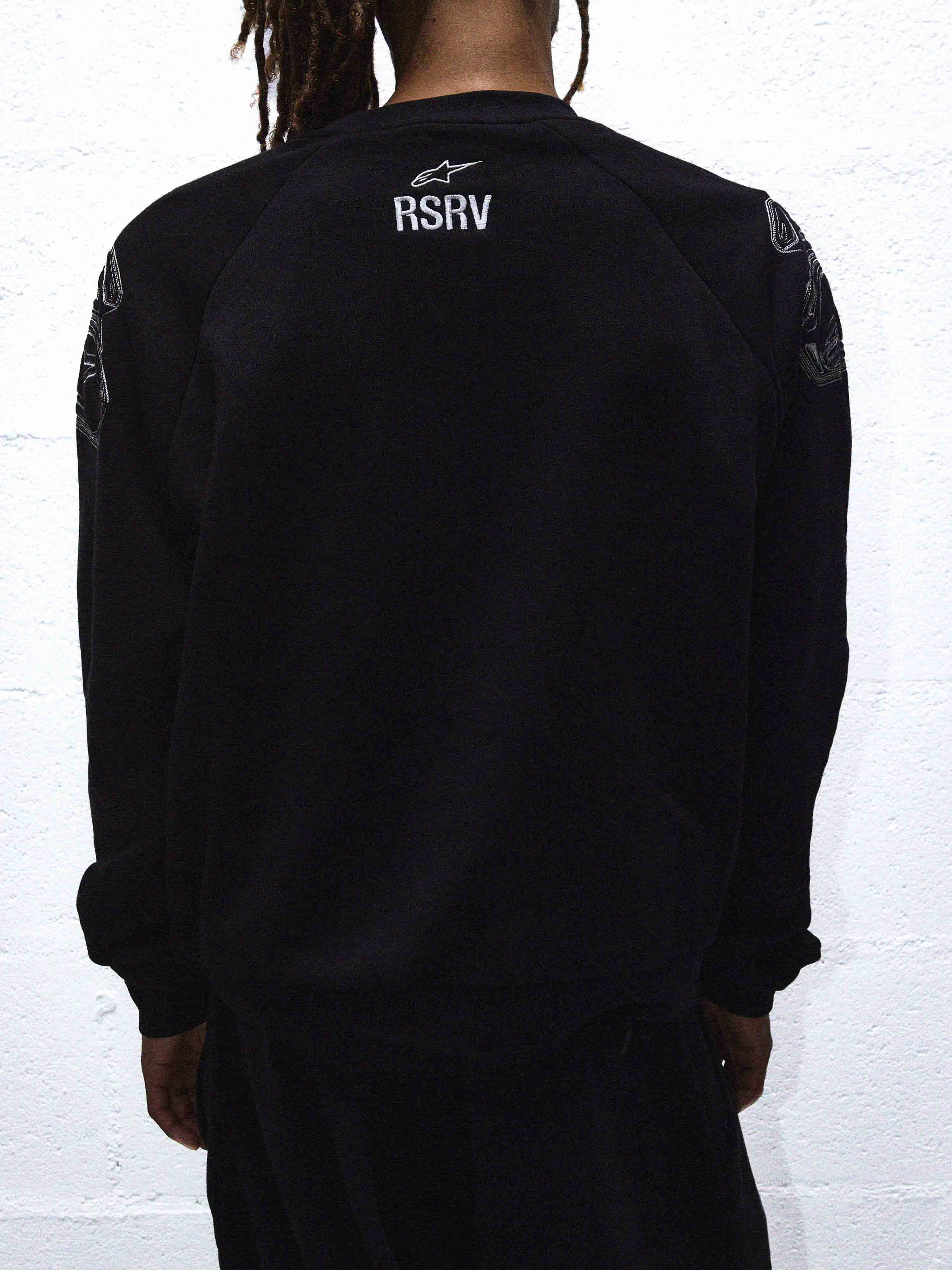 SHOULDER CUP CREWNECK BLACK - Image 5