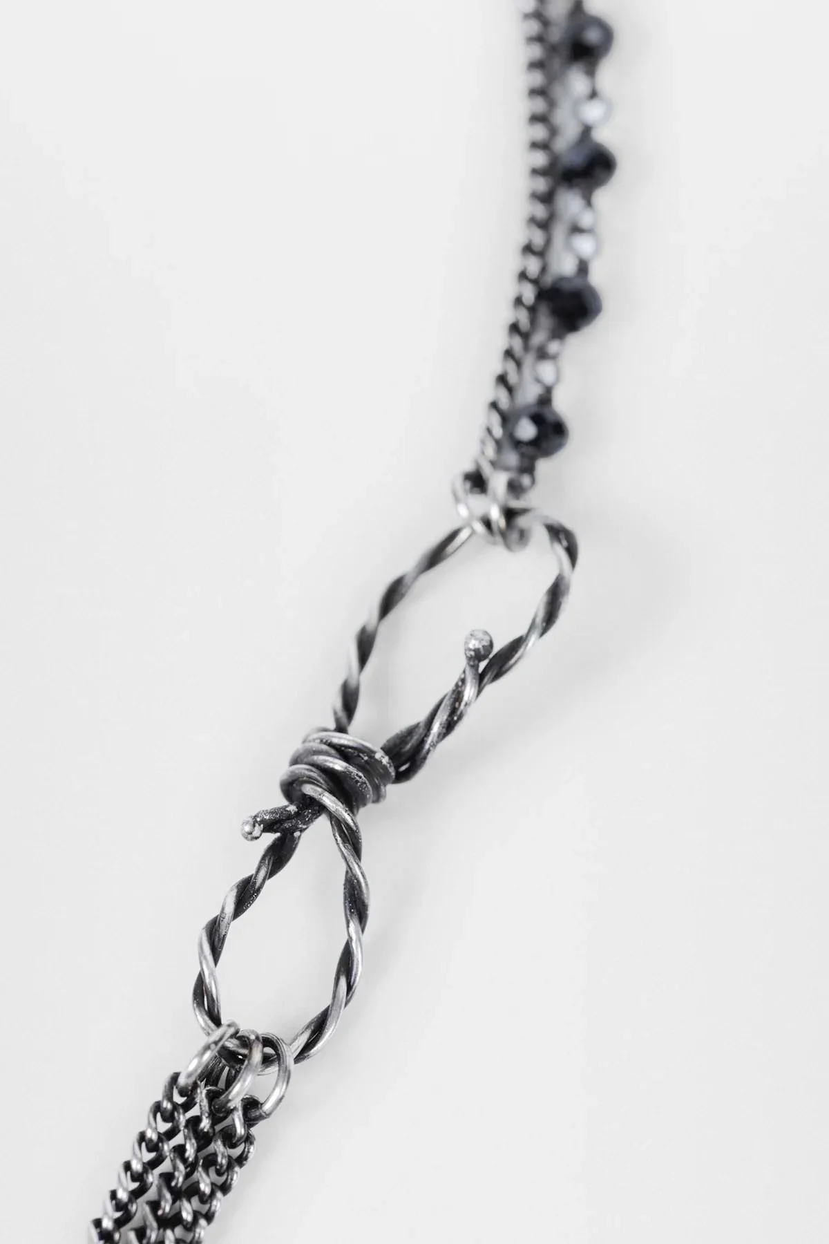 AFSAR BEADED NECKLACE WITH FEATHERS ANTIQUE SILVER - Image 4