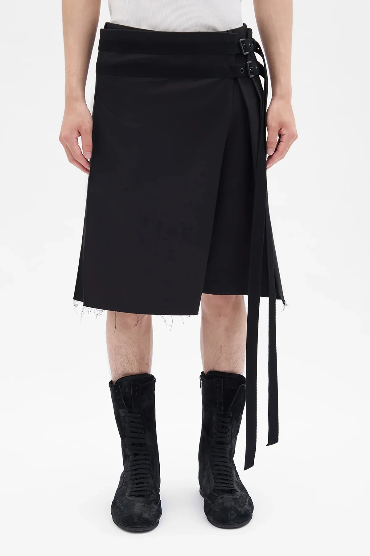 MANE KNEE LENGTH KILT BLACK - Image 2