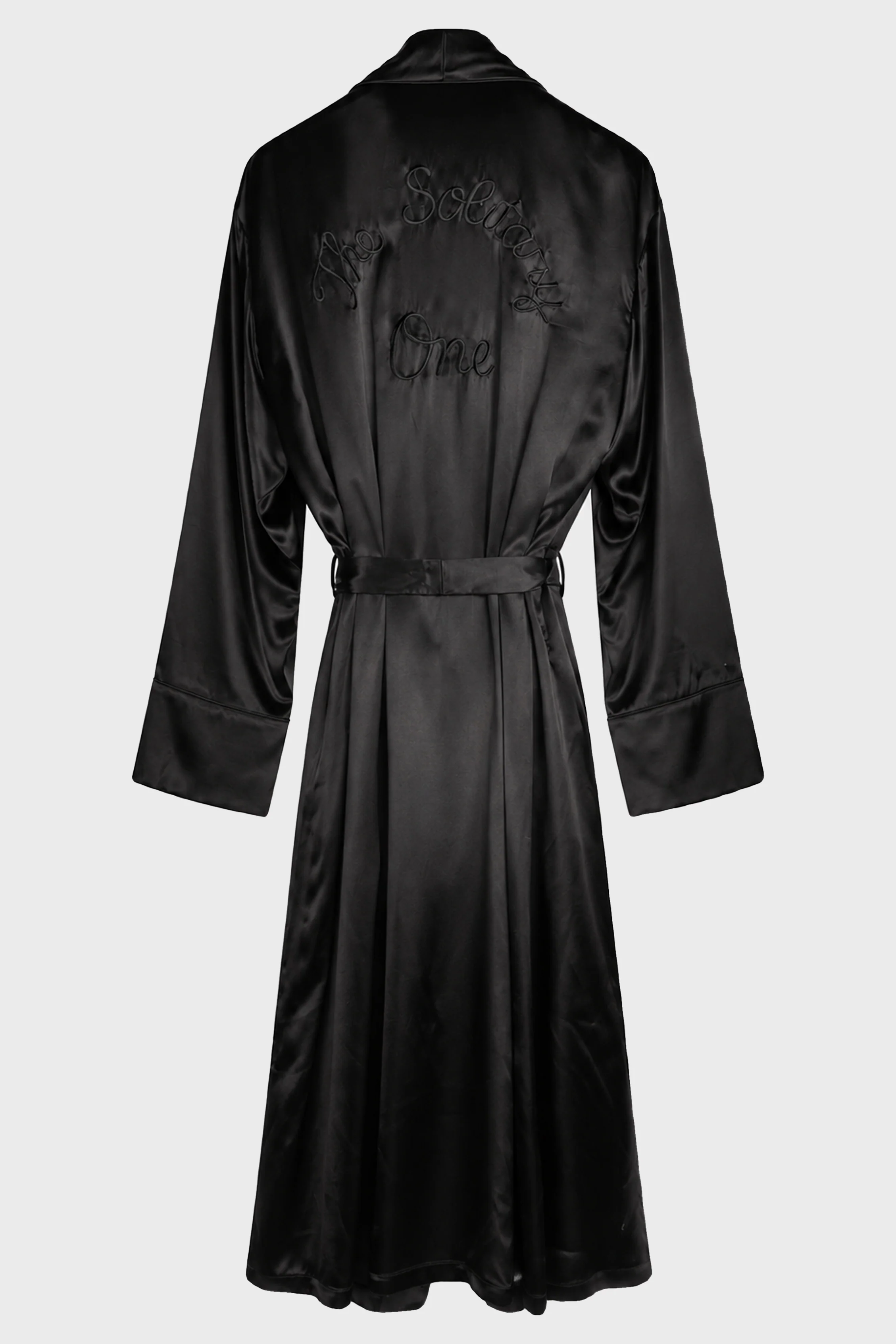 VORM FLUID BELTED LOUNGE COAT WITH "THE SOLITARY ONE" EMBROIDERY ON BACK BLACK - Image 3