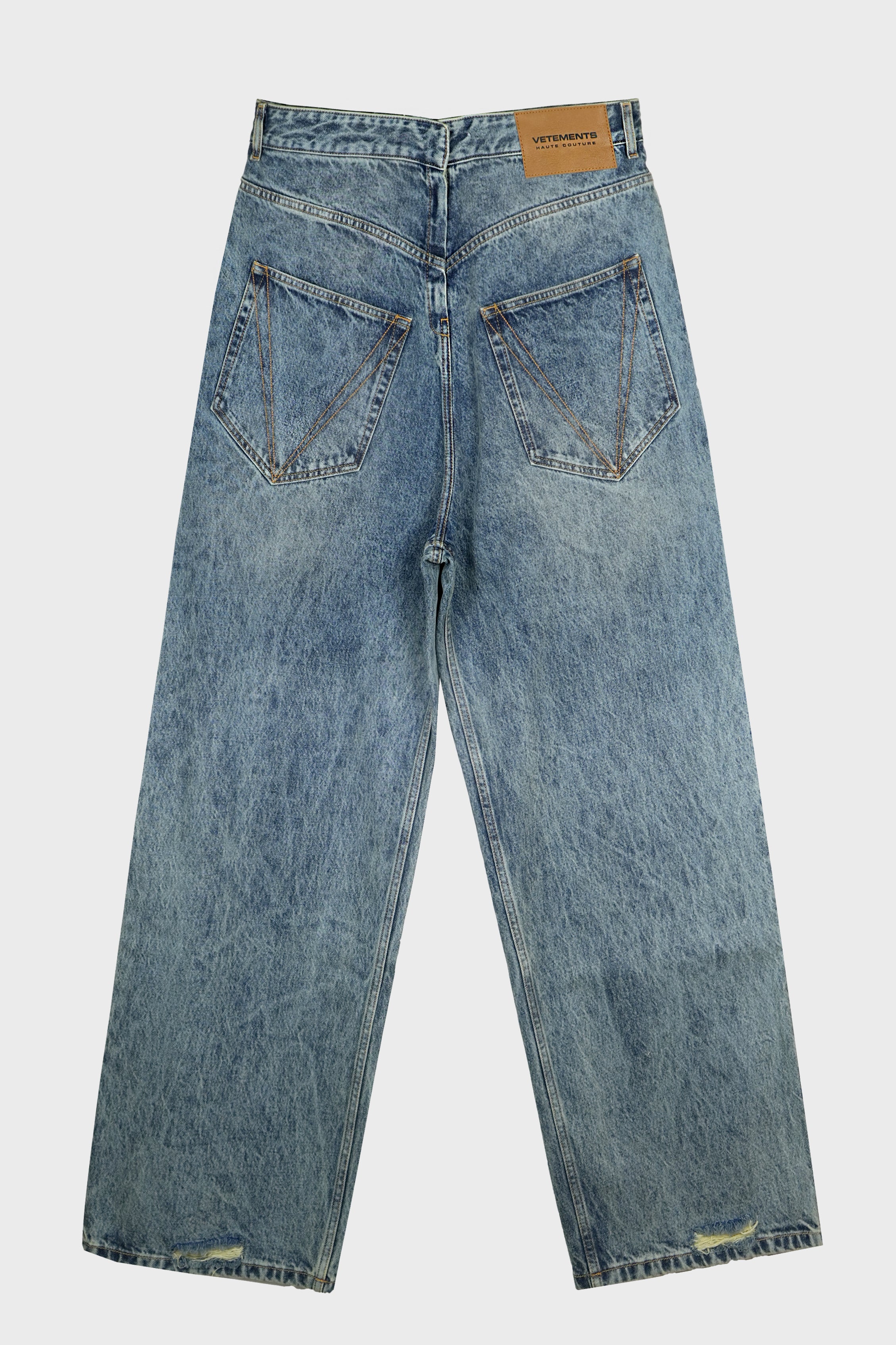 BACK TO FRONT JEANS M - Image 2
