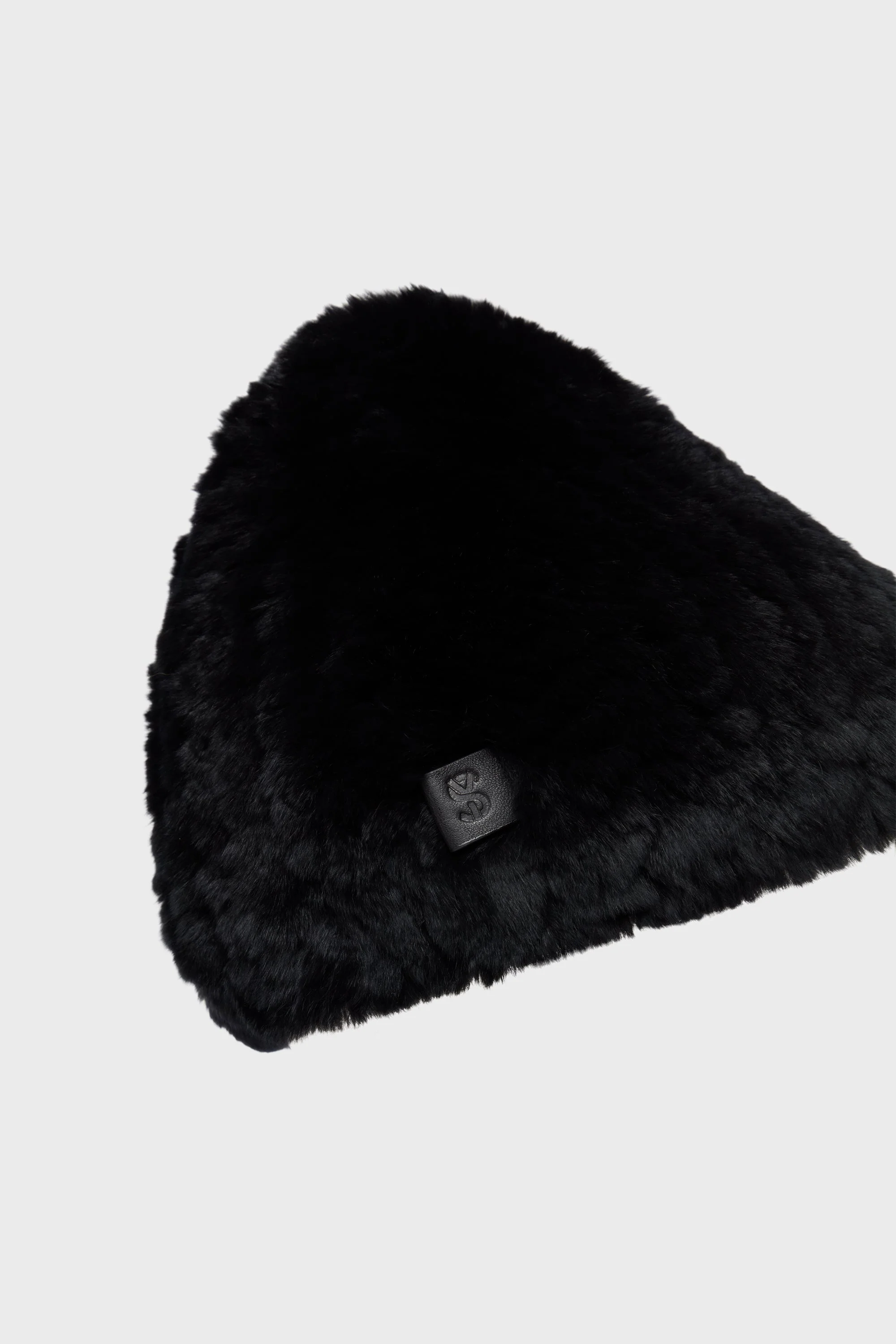 BLACK KNITTED RABBIT FUR BEANIE - Image 3