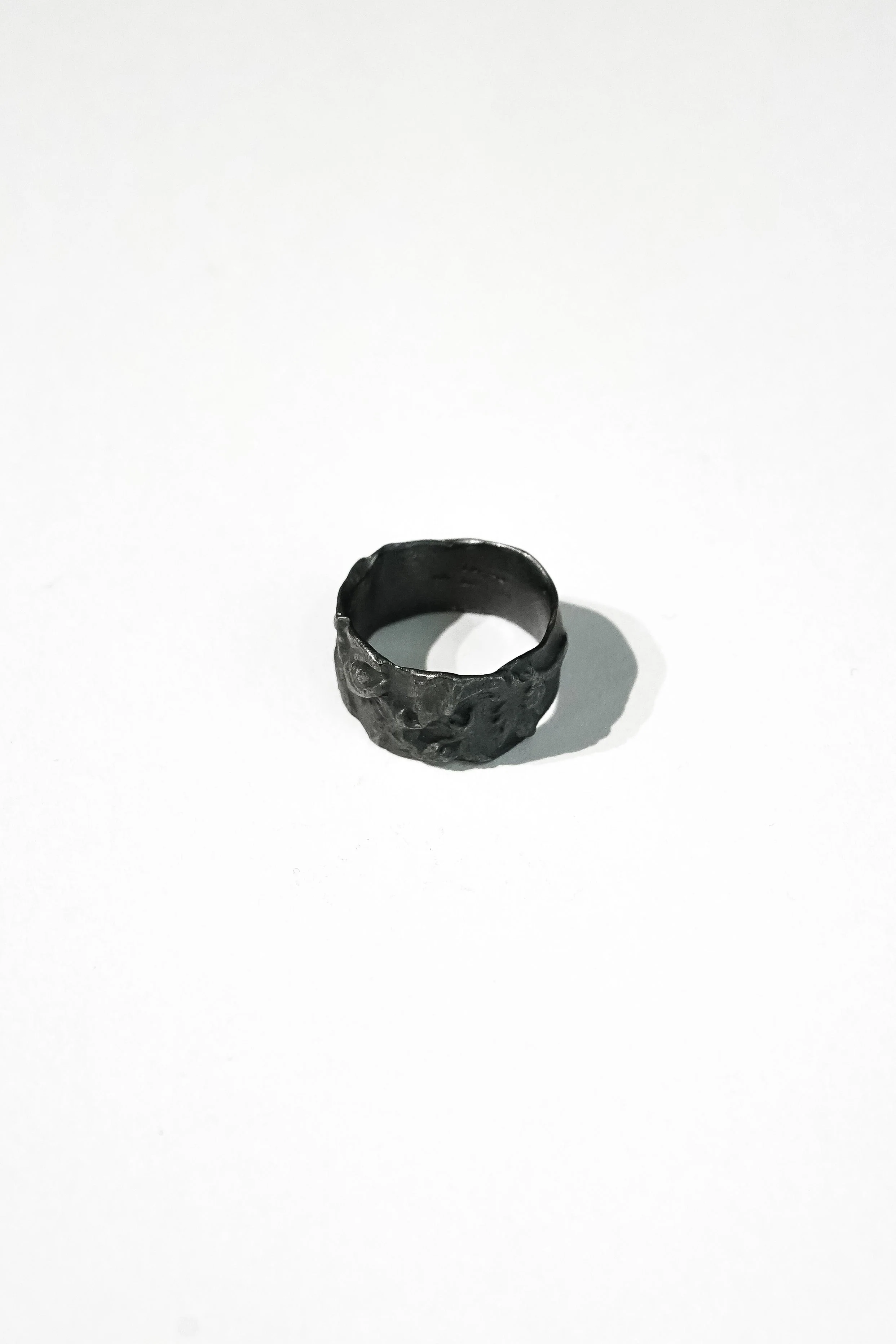 Black Leaf Ring (Small) - Image 2