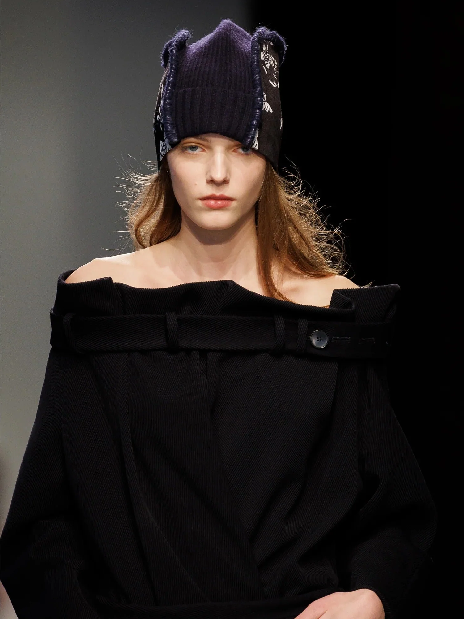 DECONSTRUCT UPHOLSTERY BEANIE - Image 2