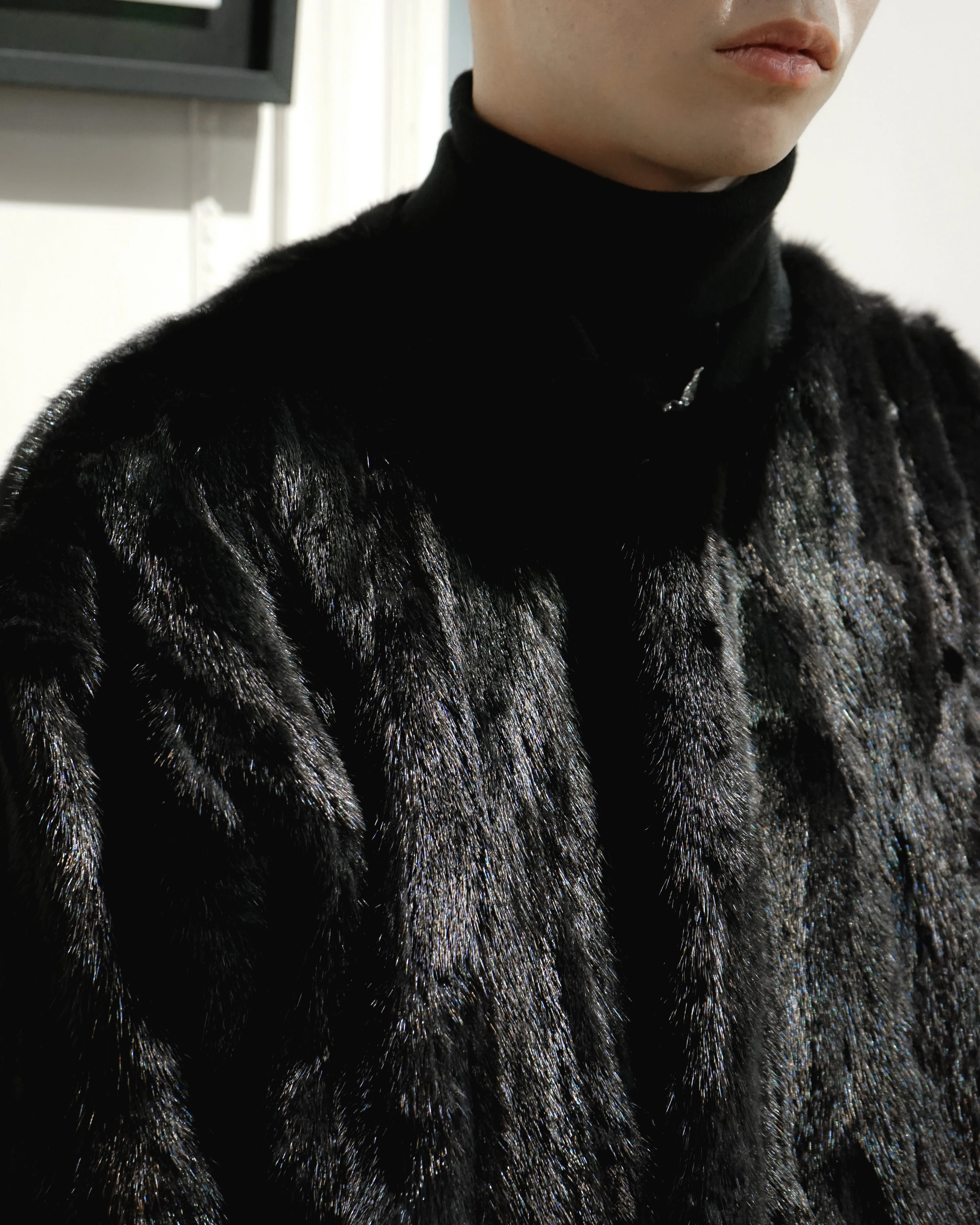 BLACK UNISEX REVERSIBLE MINK FUR BOMBER W/O LOGO - Image 11