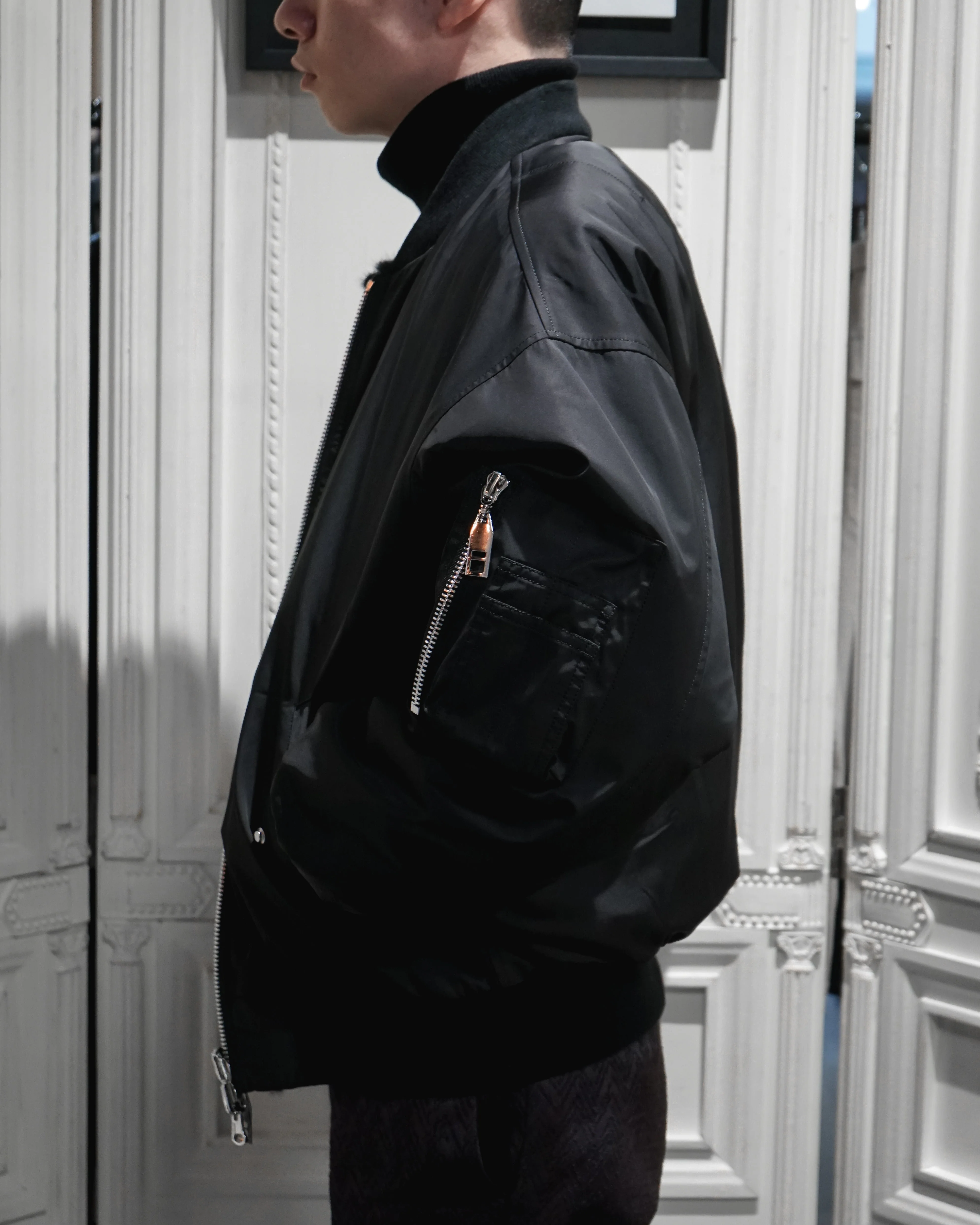 BLACK UNISEX REVERSIBLE MINK FUR BOMBER W/O LOGO - Image 5