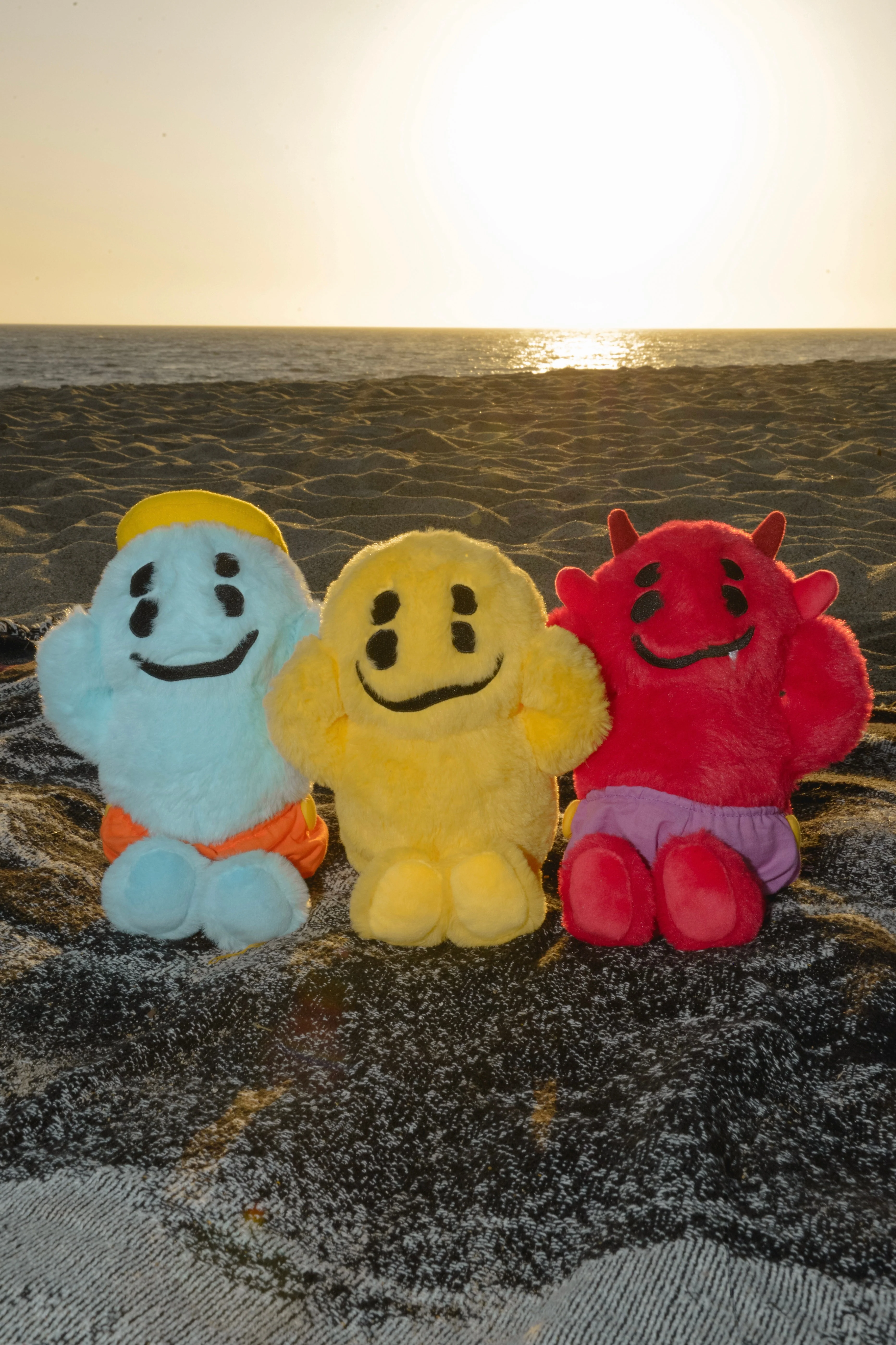 CPFM PLUSH SMILES 02 - Image 4