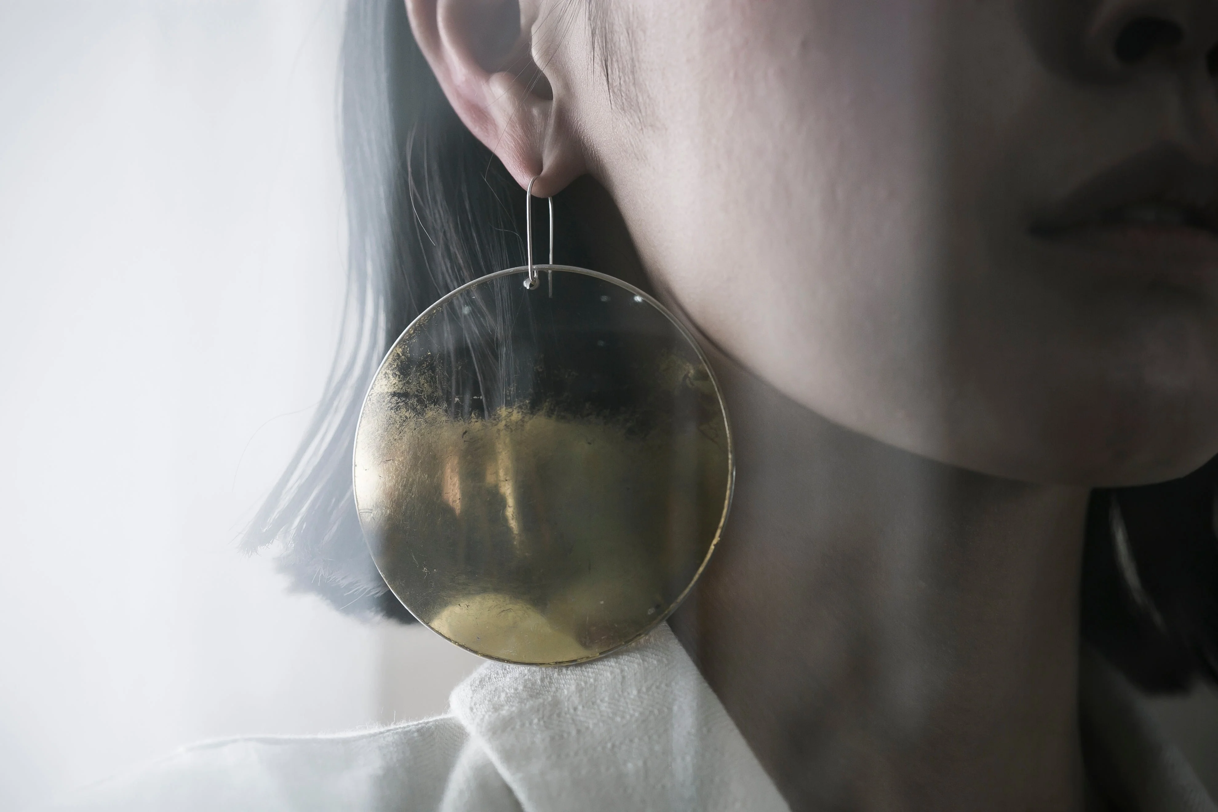 Brown Gold message Earring - Image 4