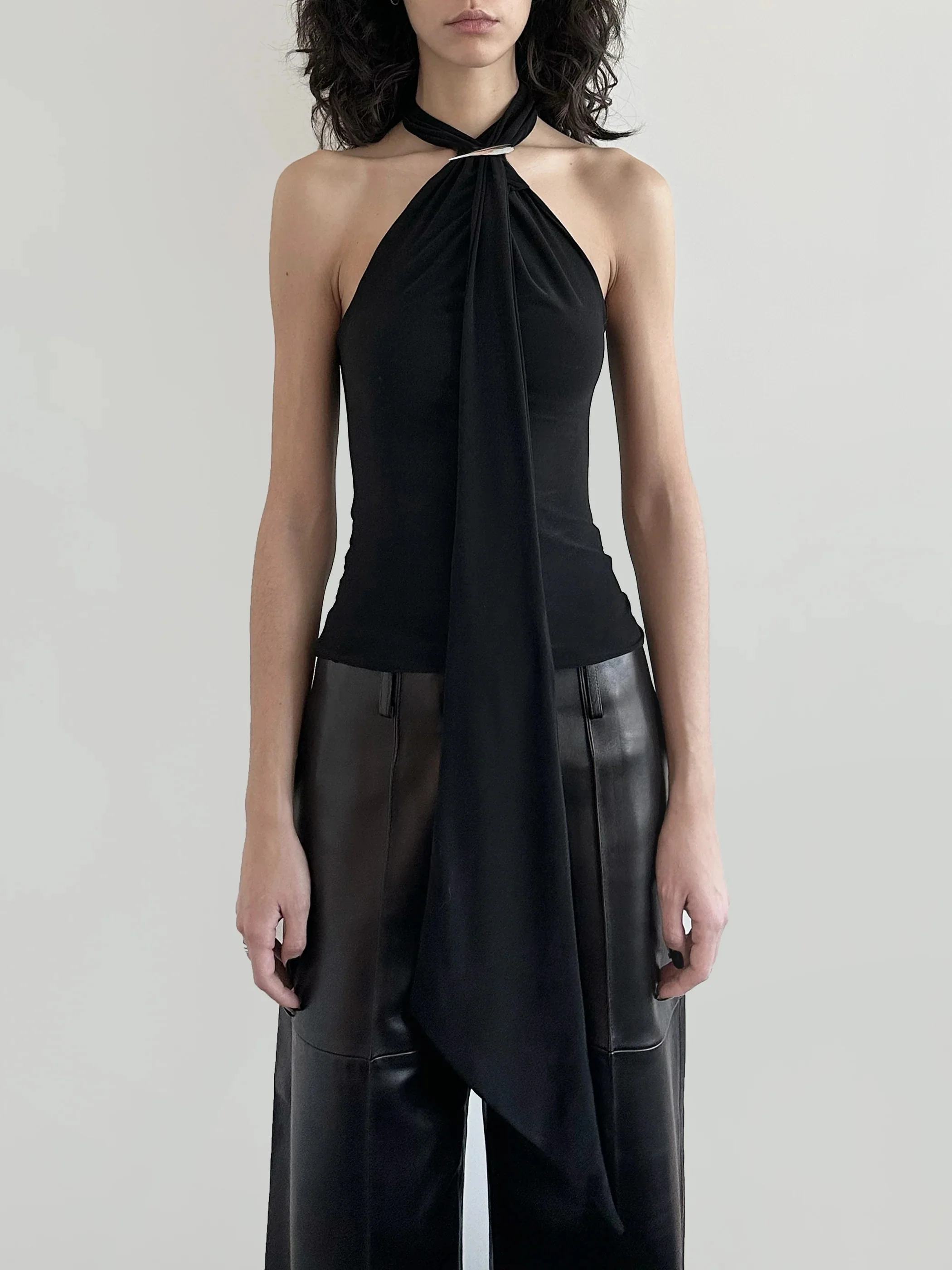 CLAW HALTER SCARF TOP - Image 2
