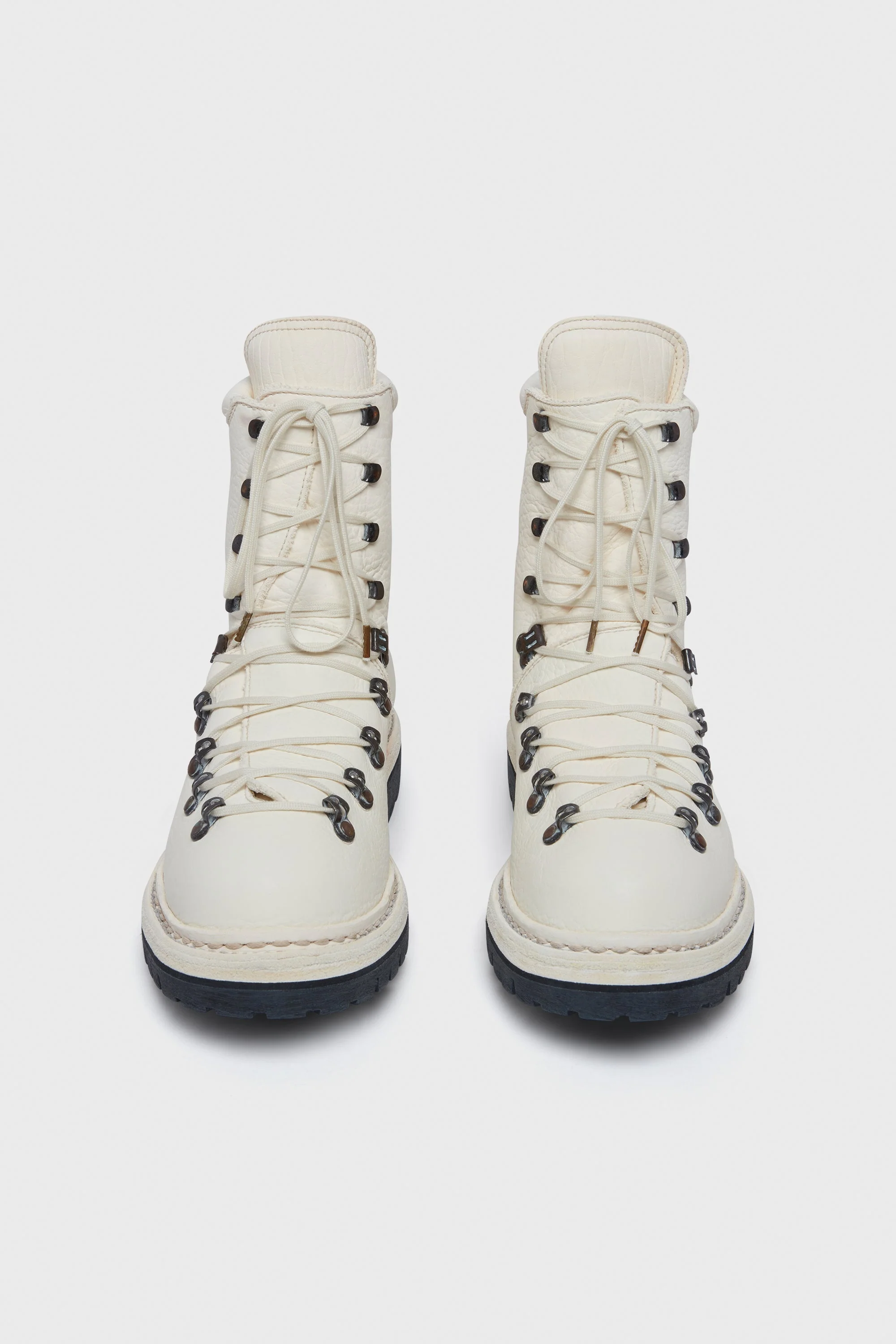 20 TREKKING BOOTS - Image 2