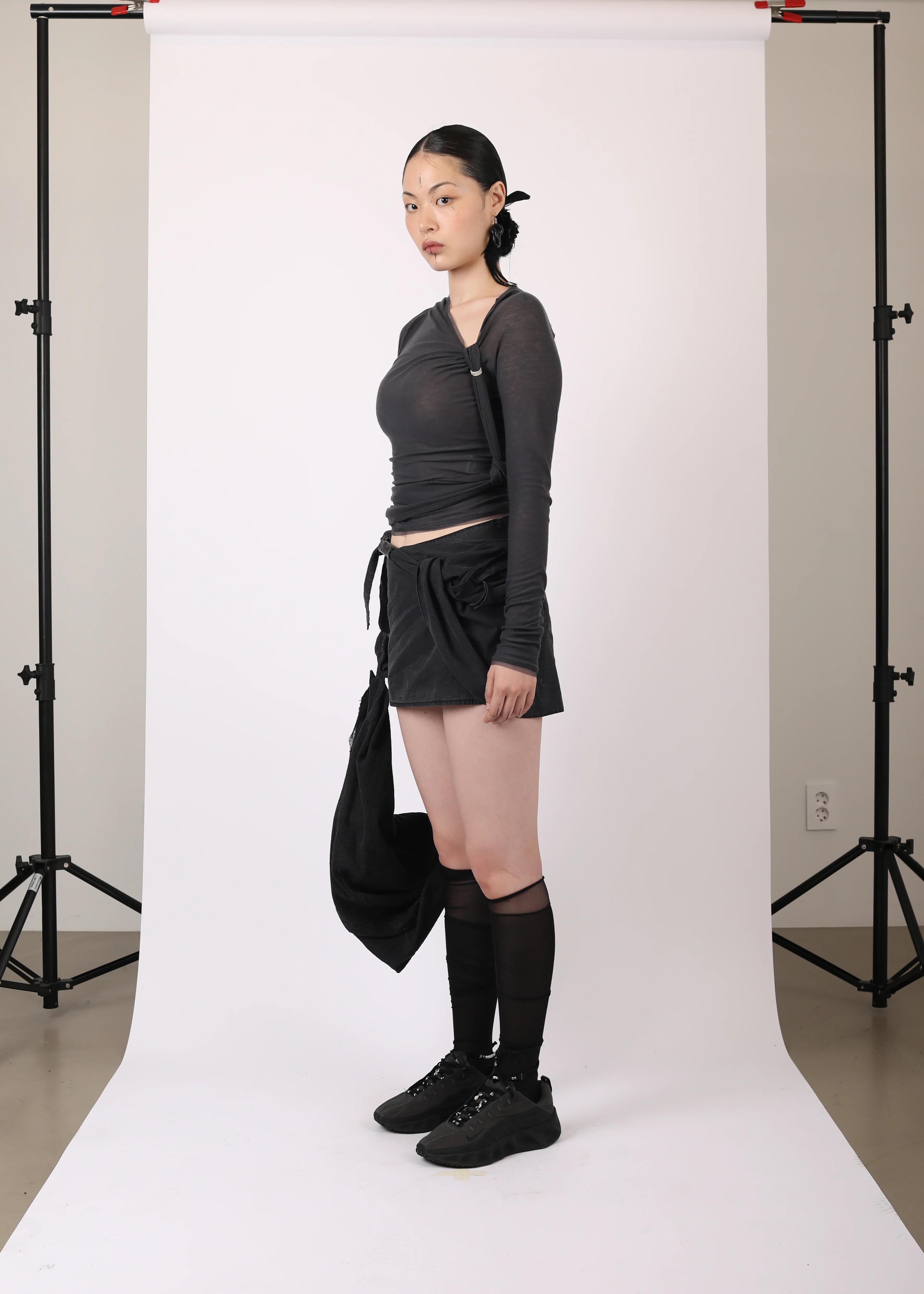 HOODED KNOT L/S CHARCOAL - Image 4