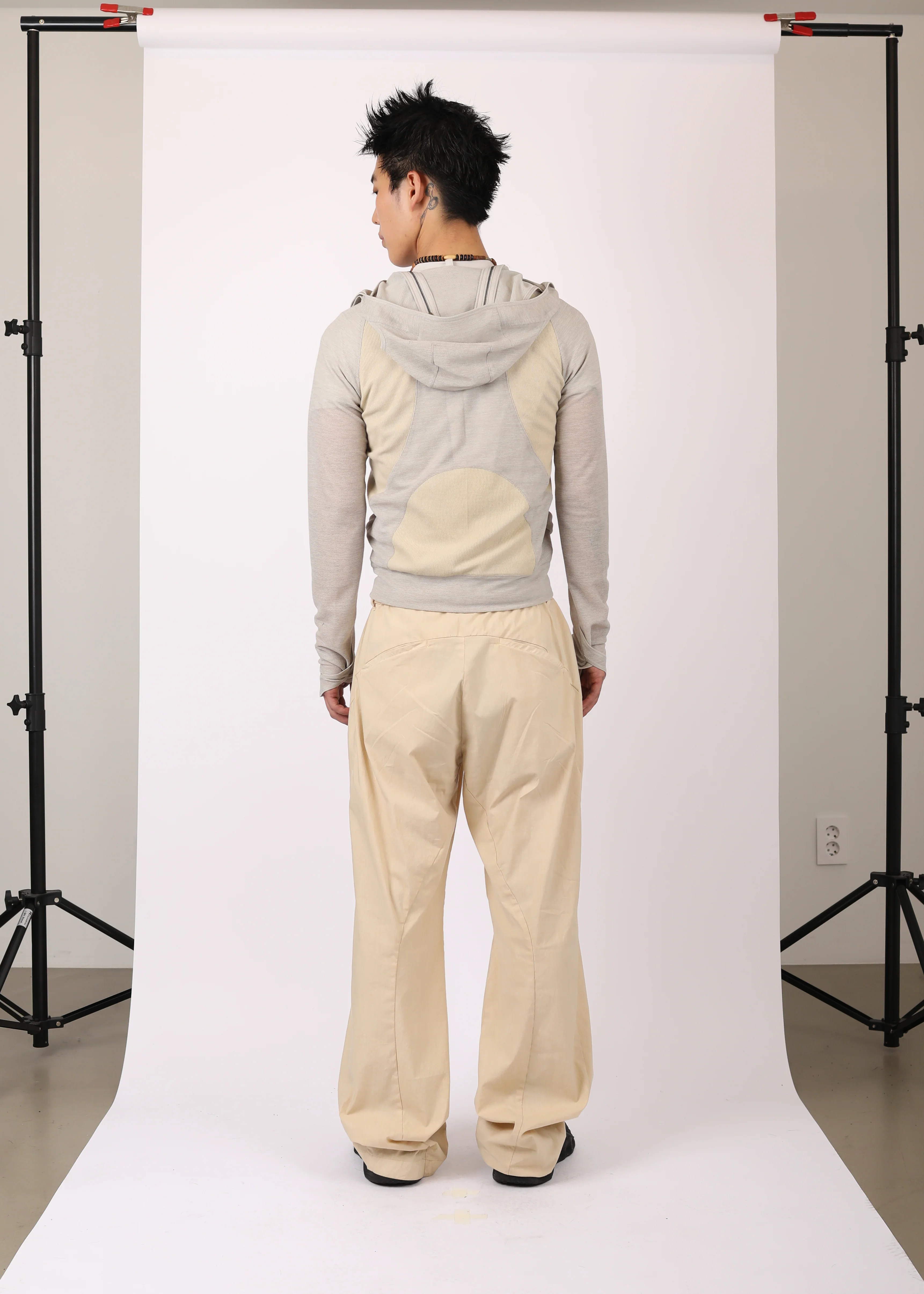 SLASHED ZIP HOODIE BEIGE - Image 7