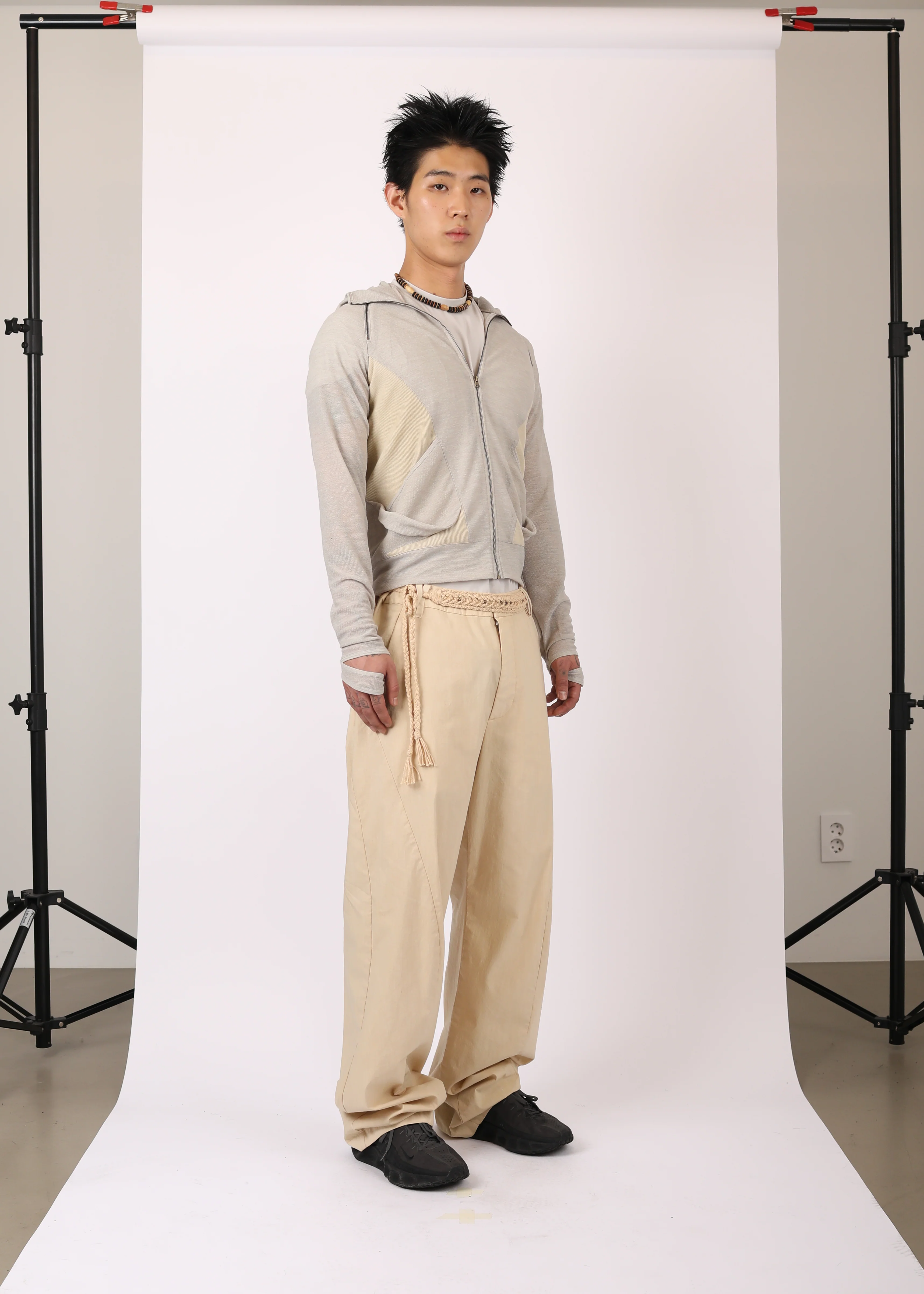 SLASHED ZIP HOODIE BEIGE - Image 8