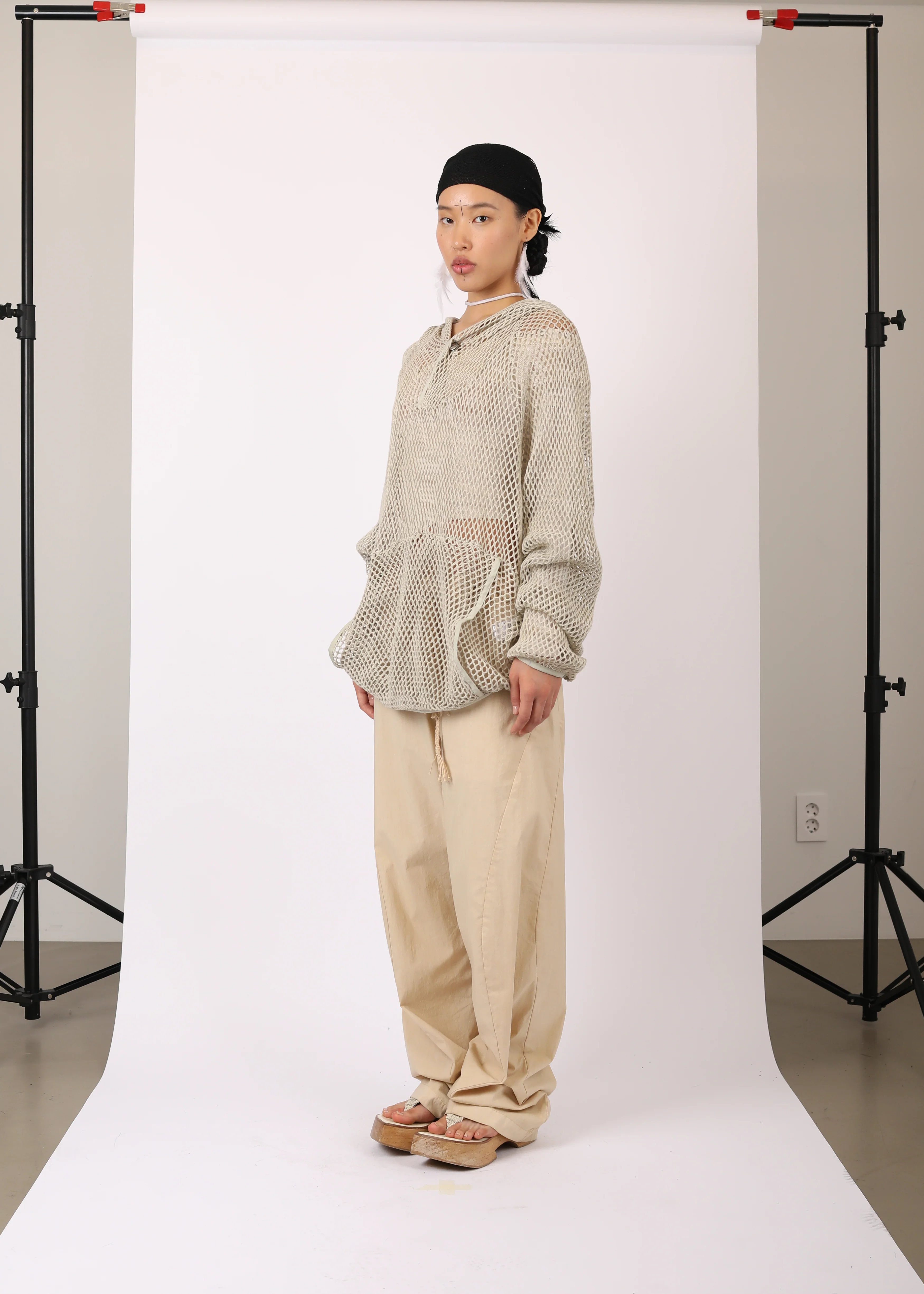 WASHED MESH HOODIE MOSS BEIGE - Image 7