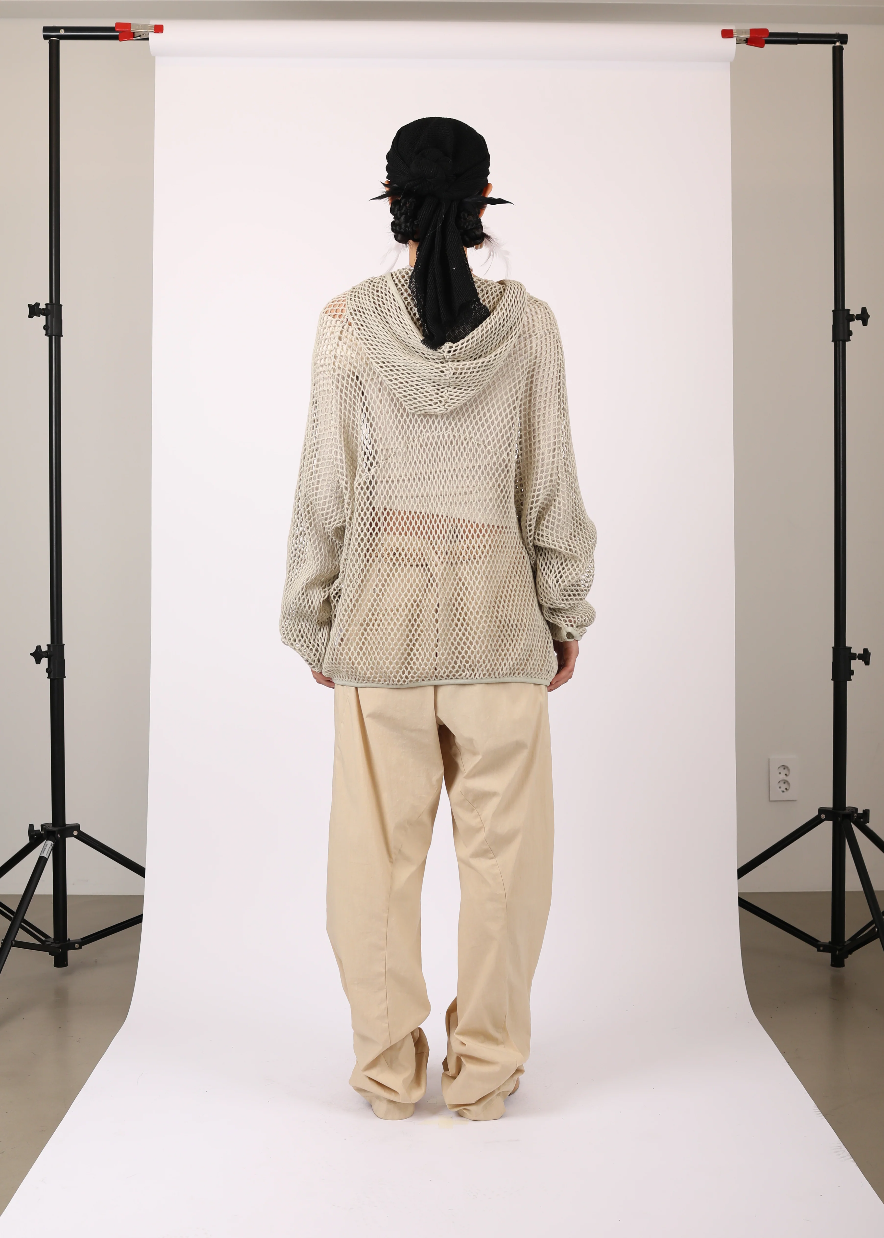 WASHED MESH HOODIE MOSS BEIGE - Image 8