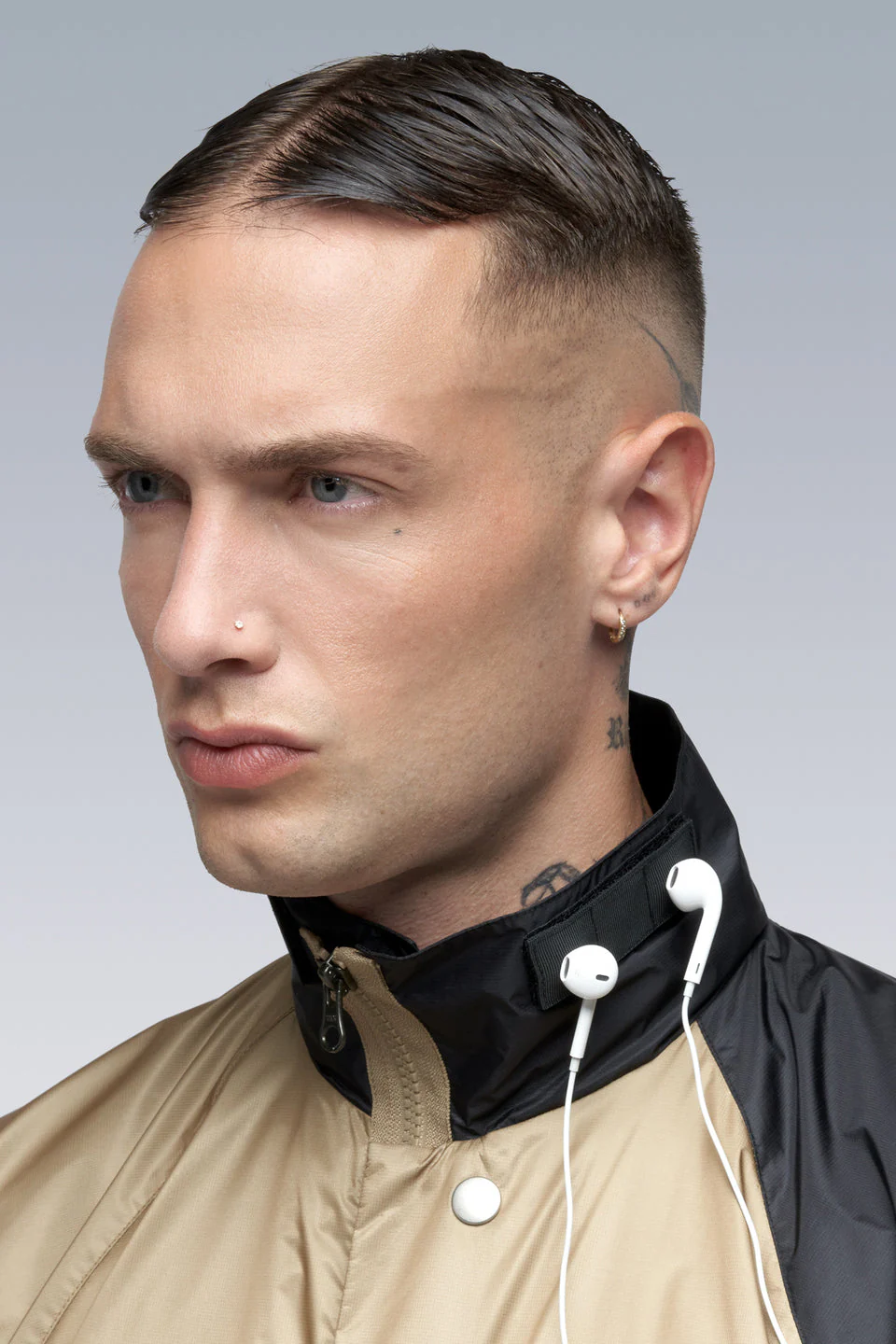 J95-WS 2L Gore-Tex Infinium™ Windstopper® Jacket - Khaki/Black - Image 14