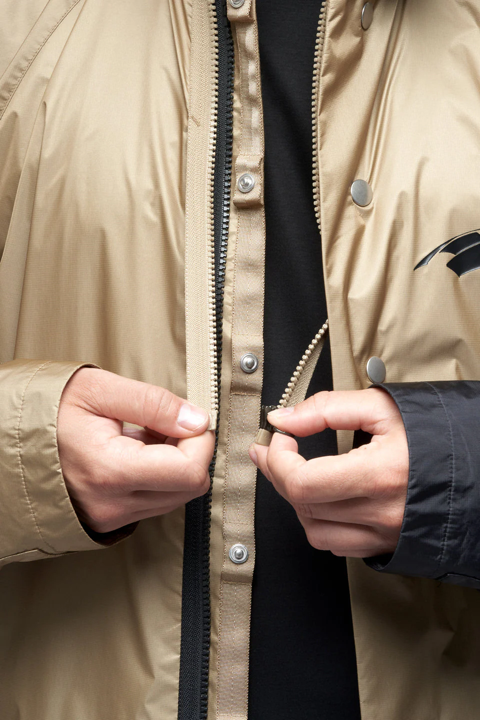 J95-WS 2L Gore-Tex Infinium™ Windstopper® Jacket - Khaki/Black - Image 19
