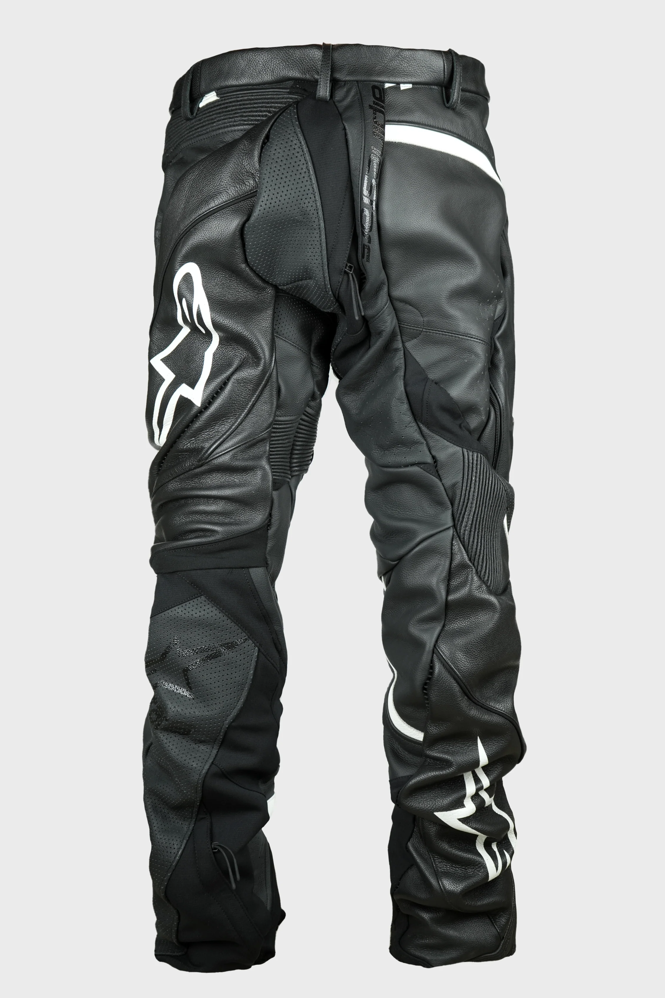 DISTORTION STRAIT PANTS RSRV BLACK - Image 2