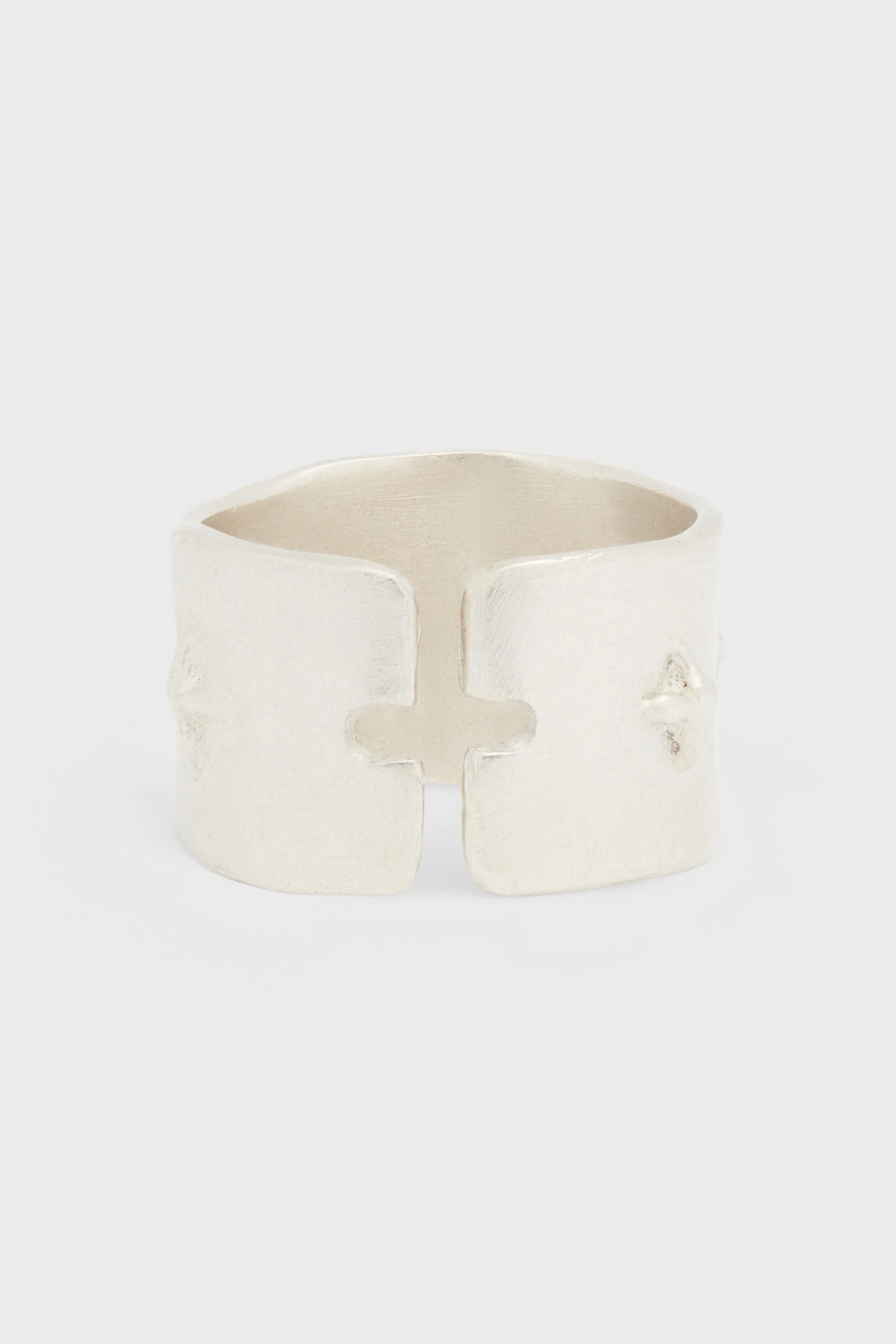 THICK SILVER STITCHED MULTIPLE CROSS RING - Image 2