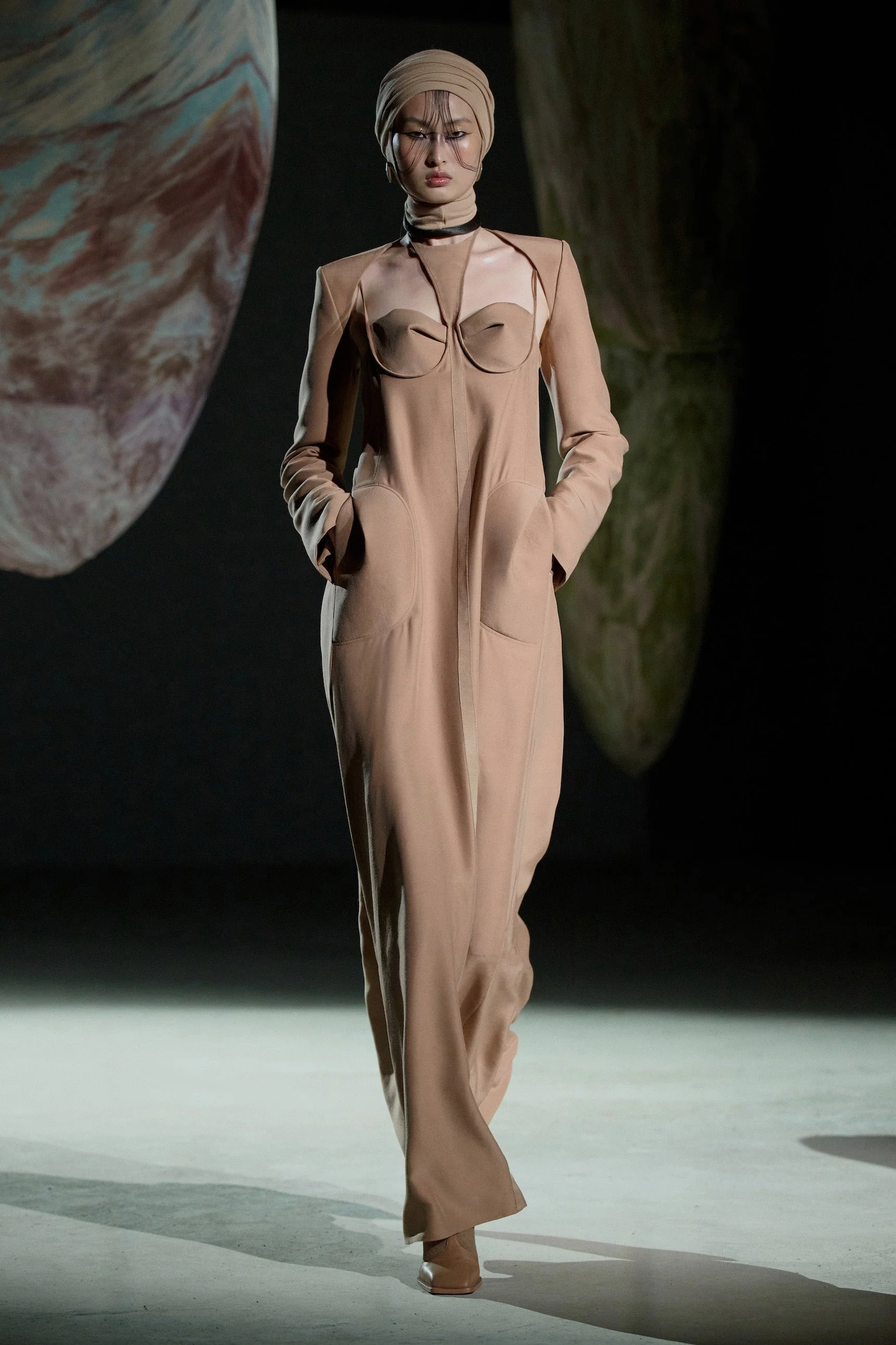 SOFT SHELL HALTER DRESS SHELL PINK - Image 2