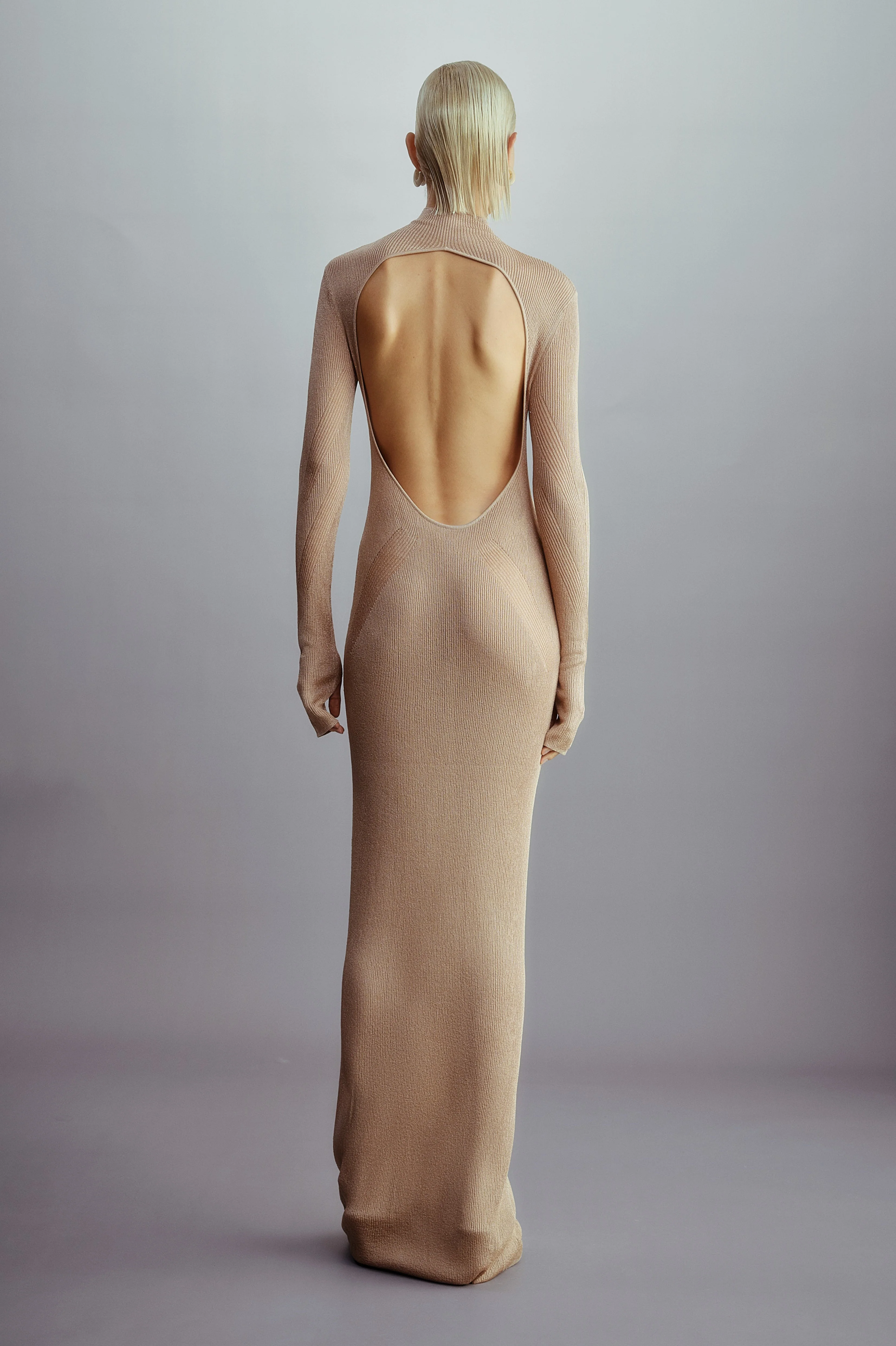 TEXTURED OPENBACK METALLIC KNITTED DRESS CORAL - Image 4