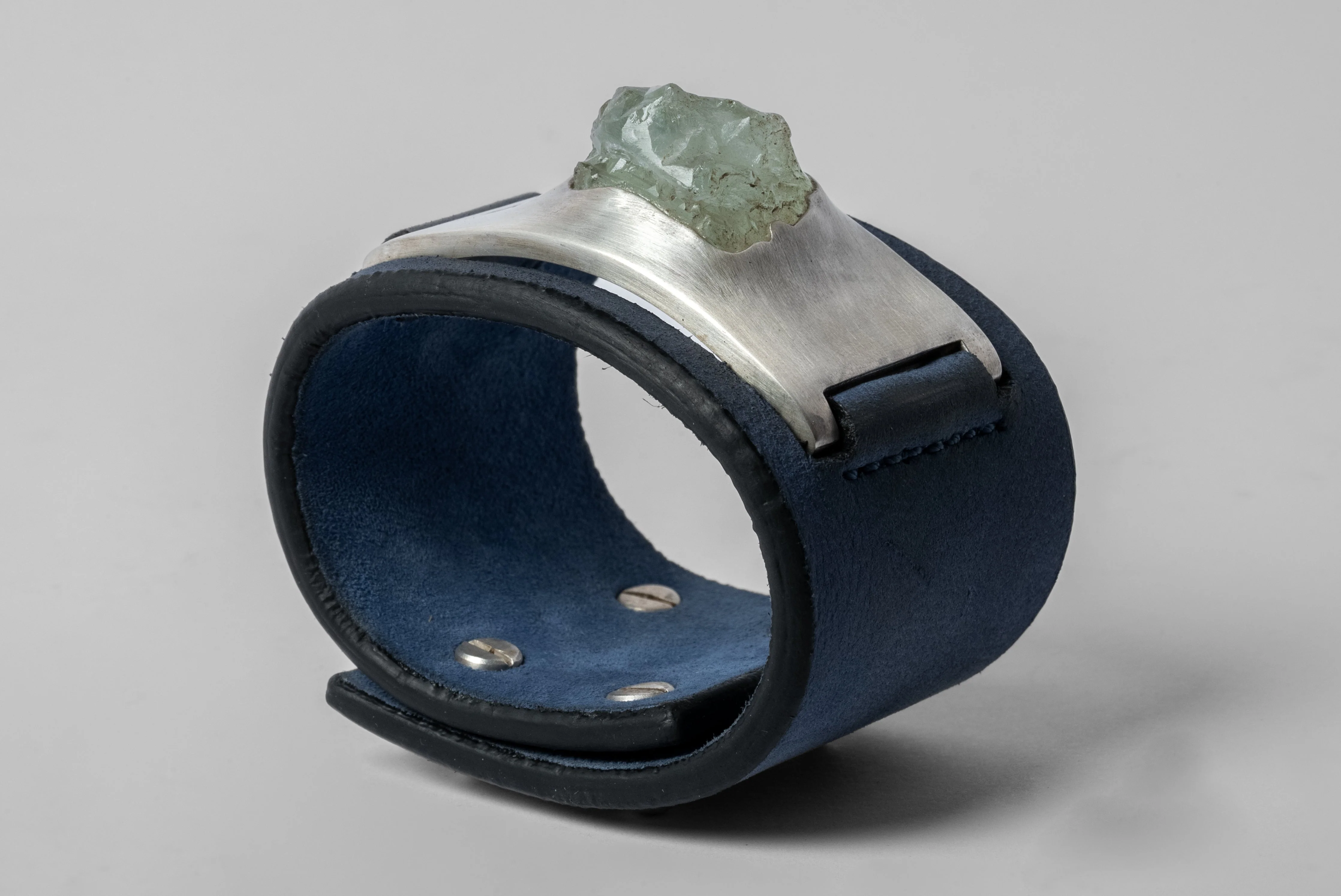 Amulet Cuff (Terrestrial, Etched Aquamarine, AS+AQU+BKW) - Image 2