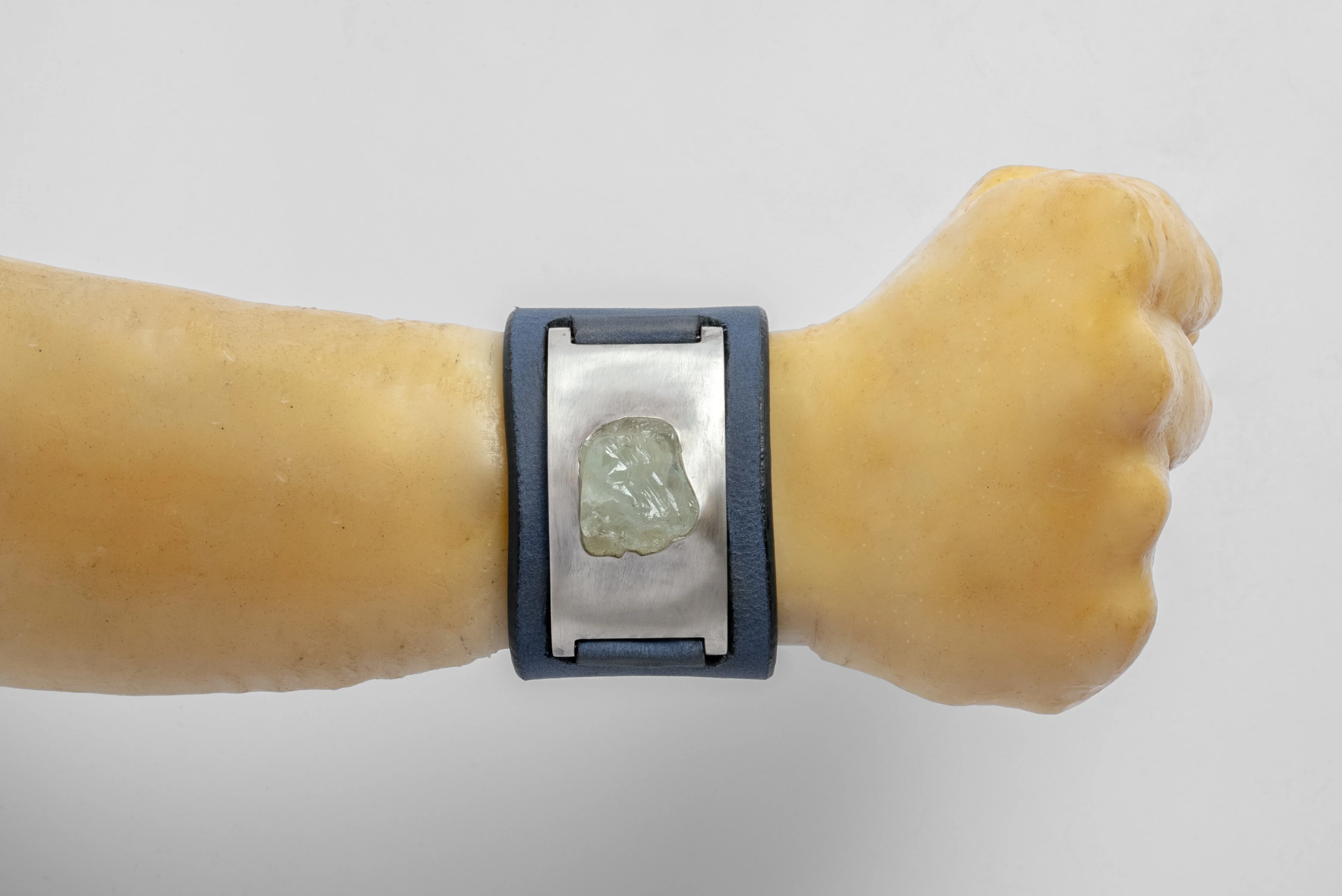 Amulet Cuff (Terrestrial, Etched Aquamarine, AS+AQU+BKW) - Image 4