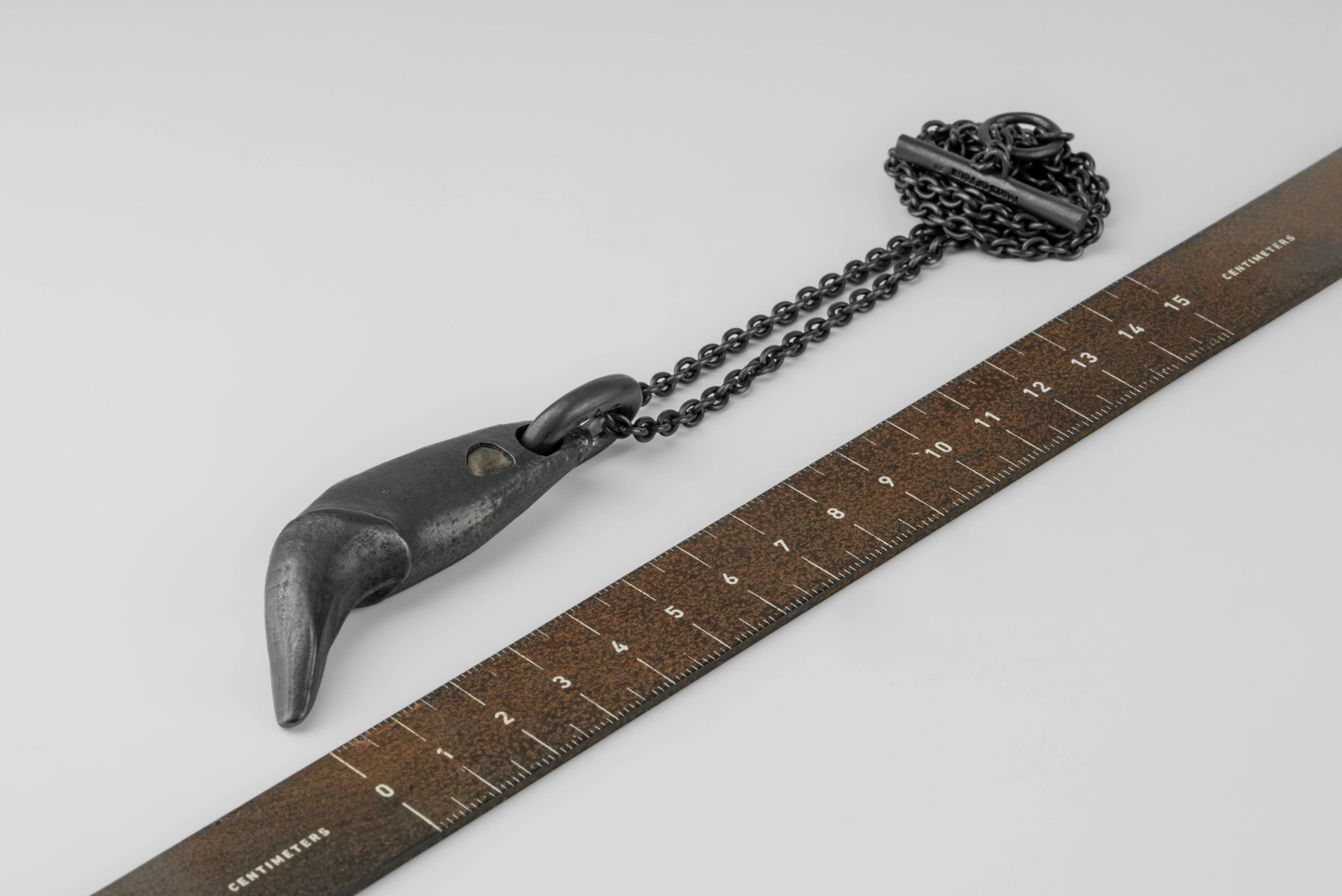 Bear Tooth Necklace Ghost (Small, 0.2 CT, Diamond Slab, KA+DIA) - Image 5