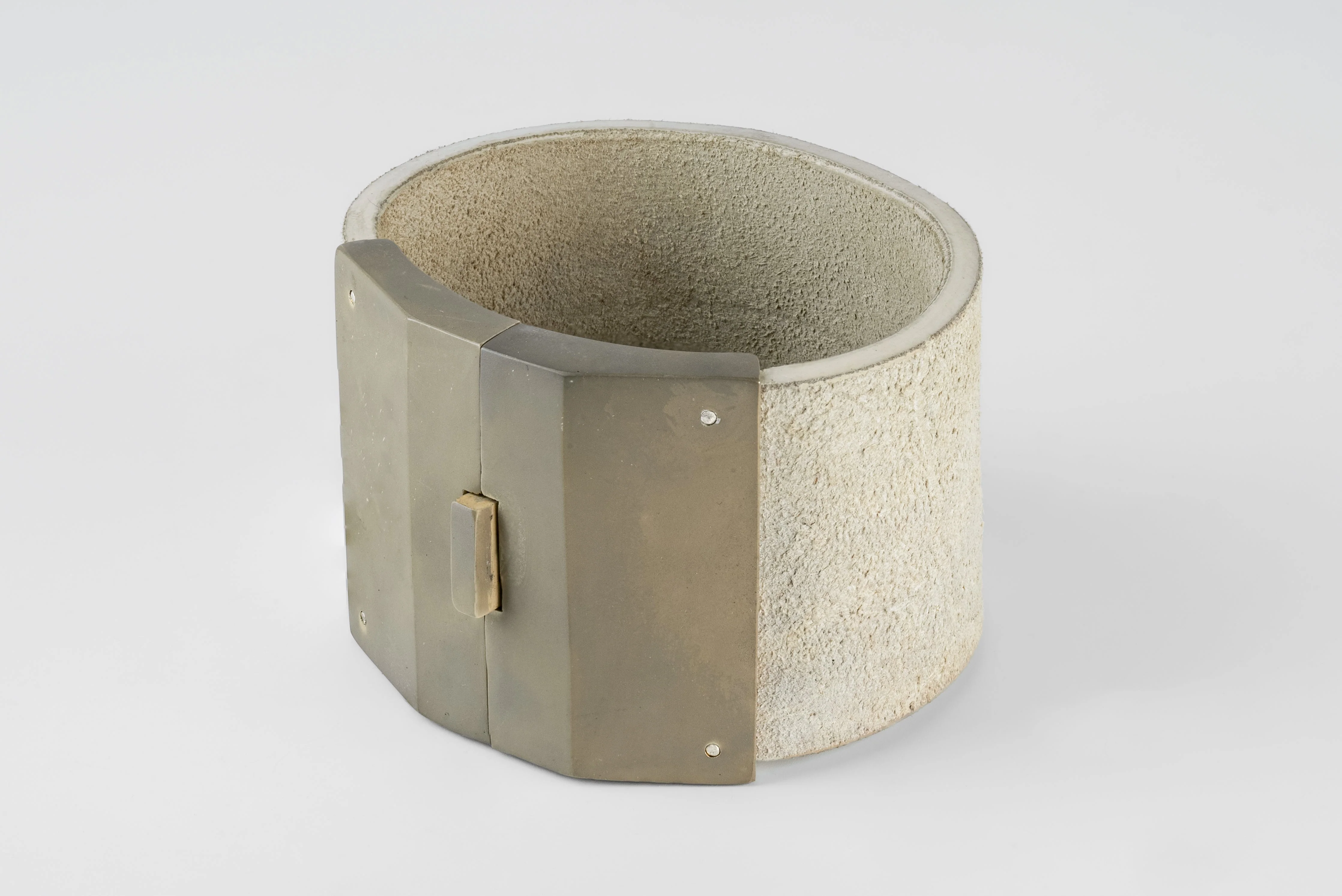 Box Lock Bracelet (Facet, Wide, FLE+UAS) - Image 3