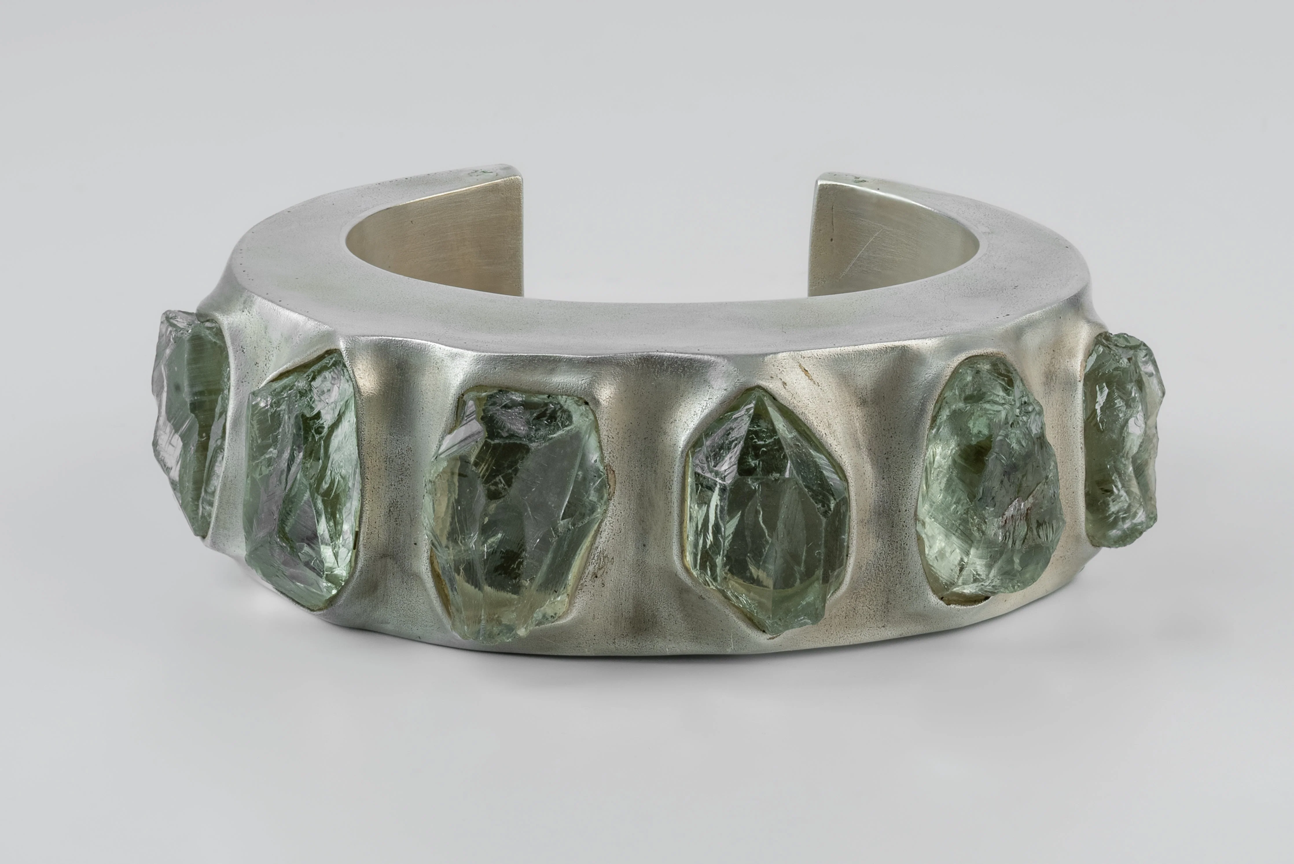 Crescent Bracelet (Terrestrial Surfaced, Green Amethyst, 30mm) - Image 3