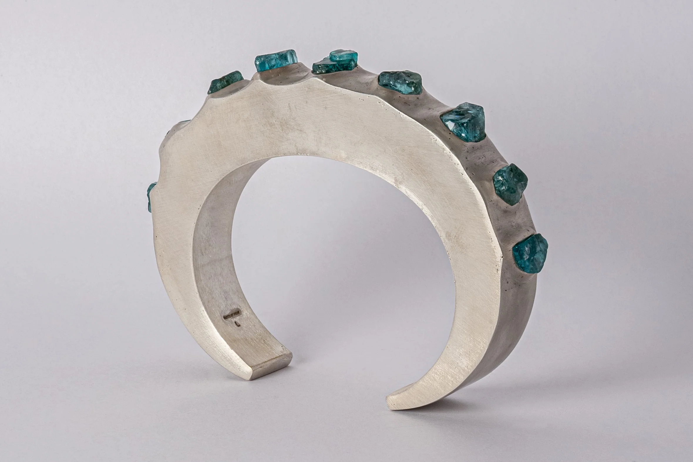 Crescent Bracelet (Terrestrial Surfaced, Neon Apatite, 15mm) - Image 2