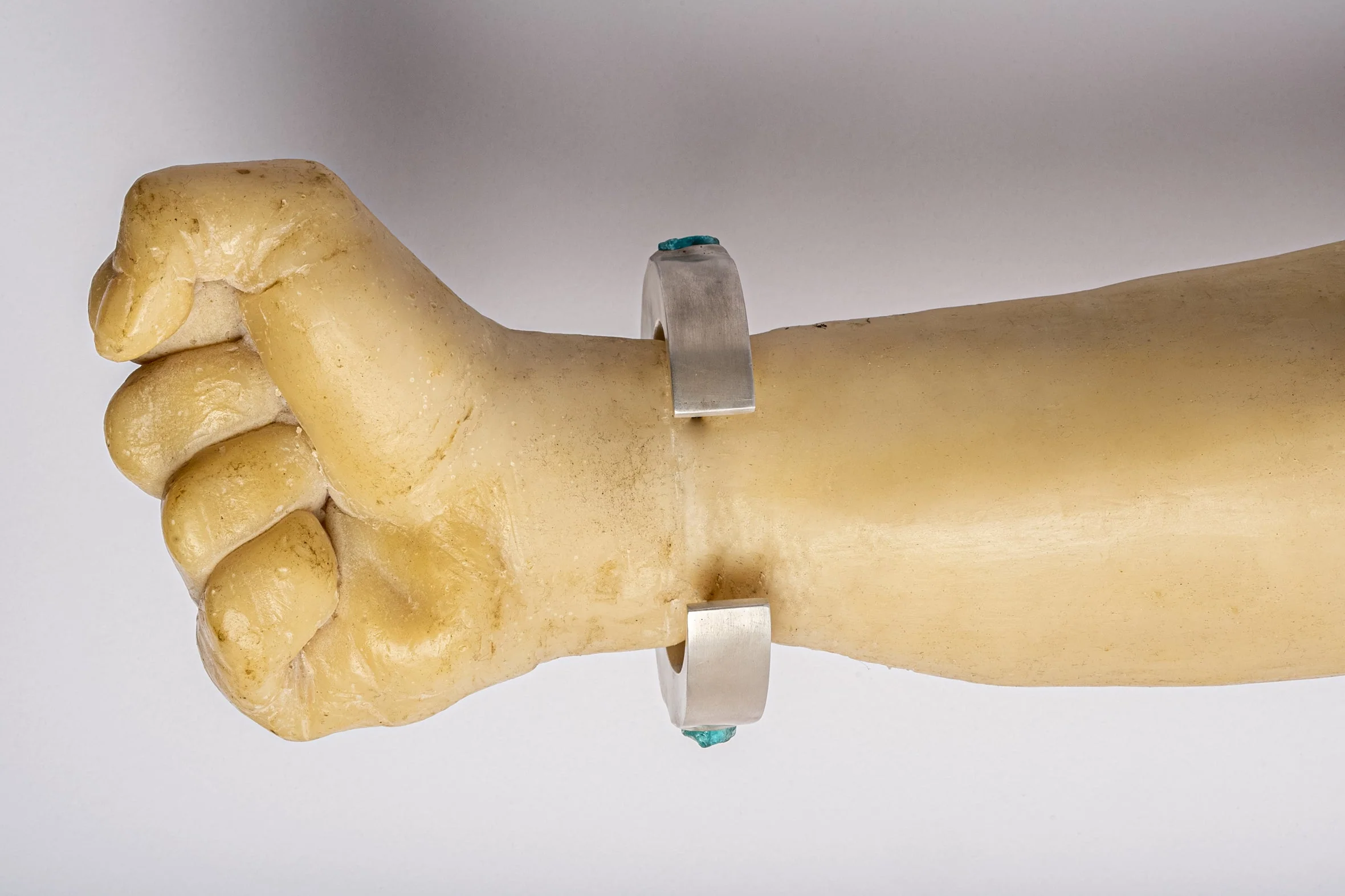 Crescent Bracelet (Terrestrial Surfaced, Neon Apatite, 15mm) - Image 5